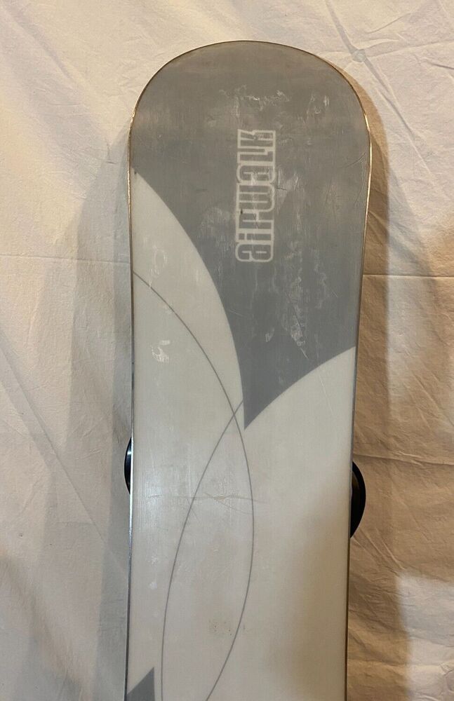 Airwalk Format 120cm TwinTip AllMountain Kid's Snowboard 5150 FF1000 Bindings SidelineSwap