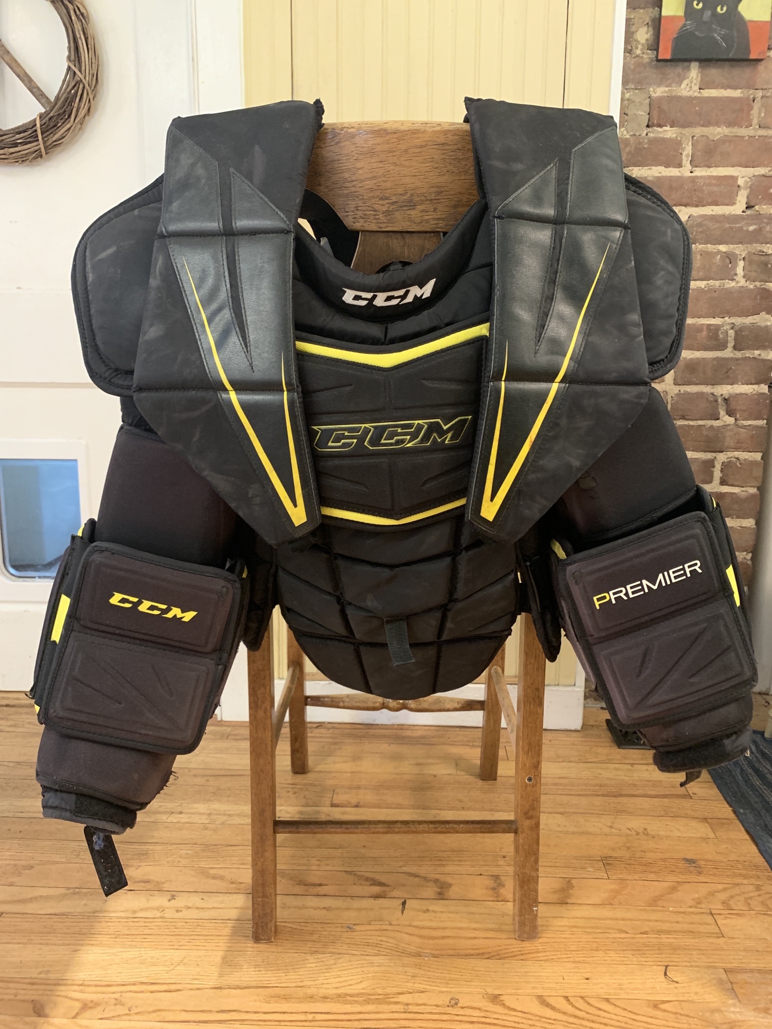 Used Medium CCM Premier Goalie Chest Protector SidelineSwap
