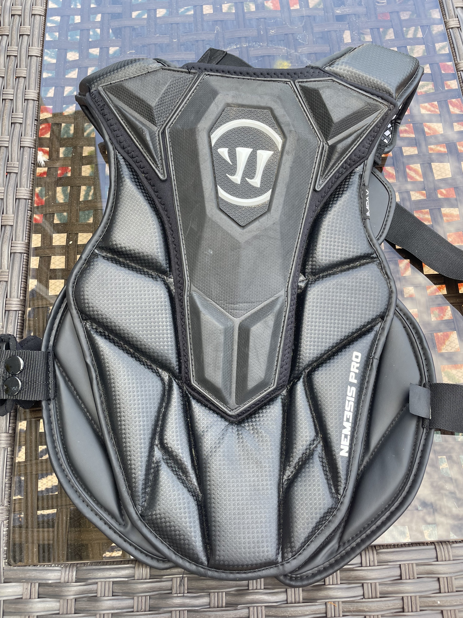 New Large Warrior Nemesis Pro Chest Protector SidelineSwap