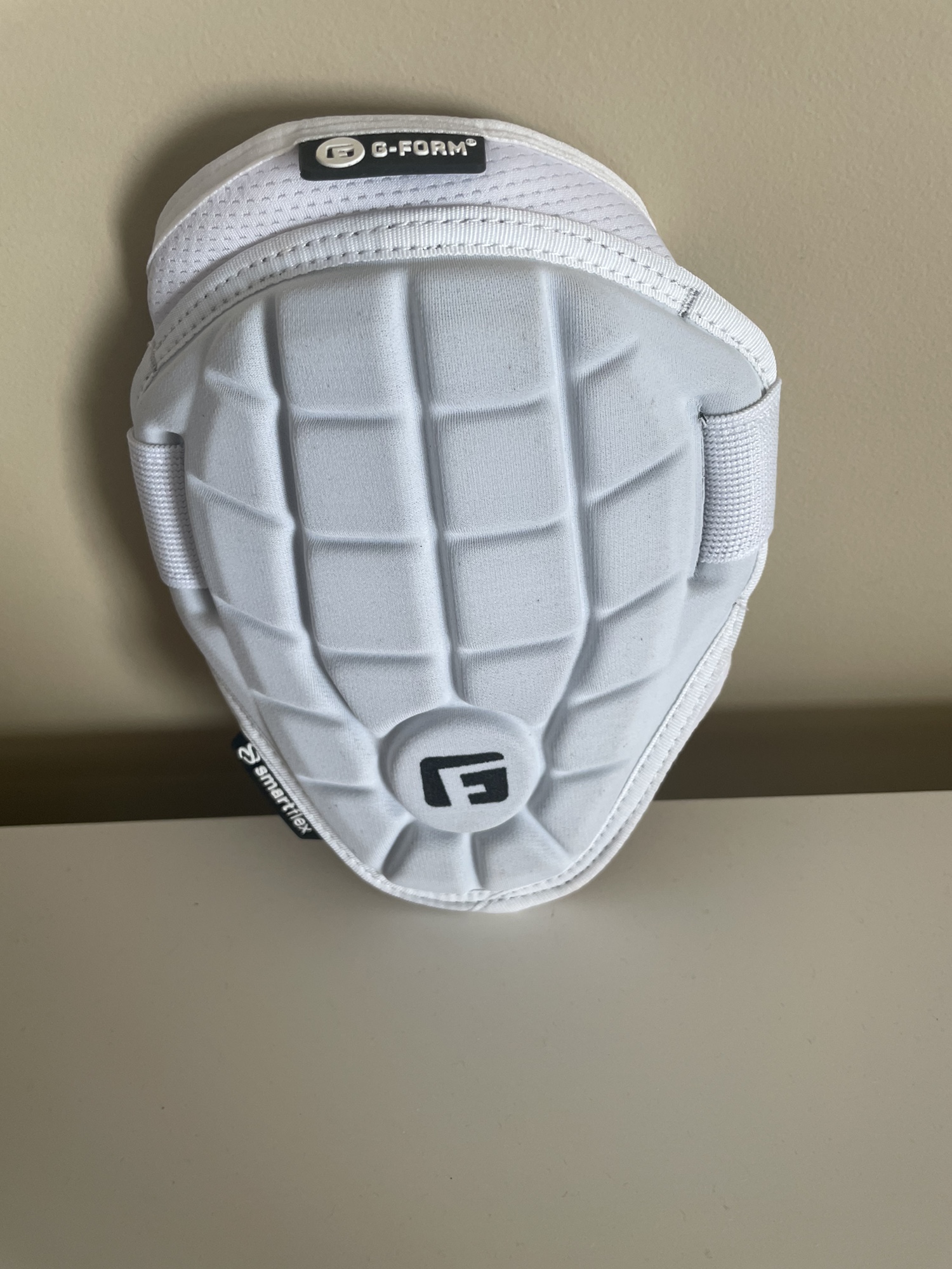GForm Elbow Guard Size Adult S/M SidelineSwap