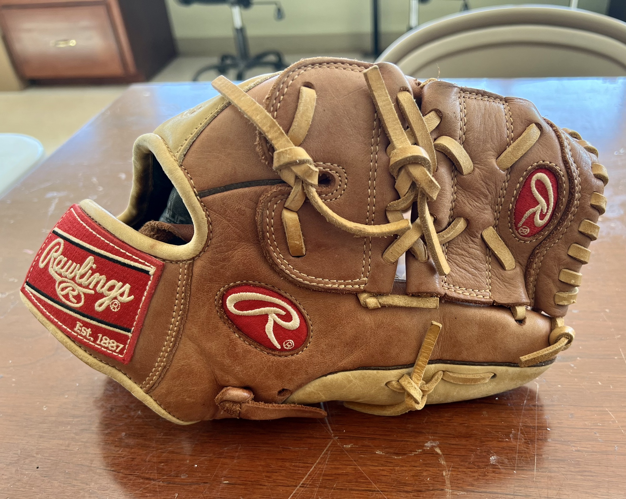 Rawlings Infield 12" Gold Glove Legend Series Baseball Glove SidelineSwap