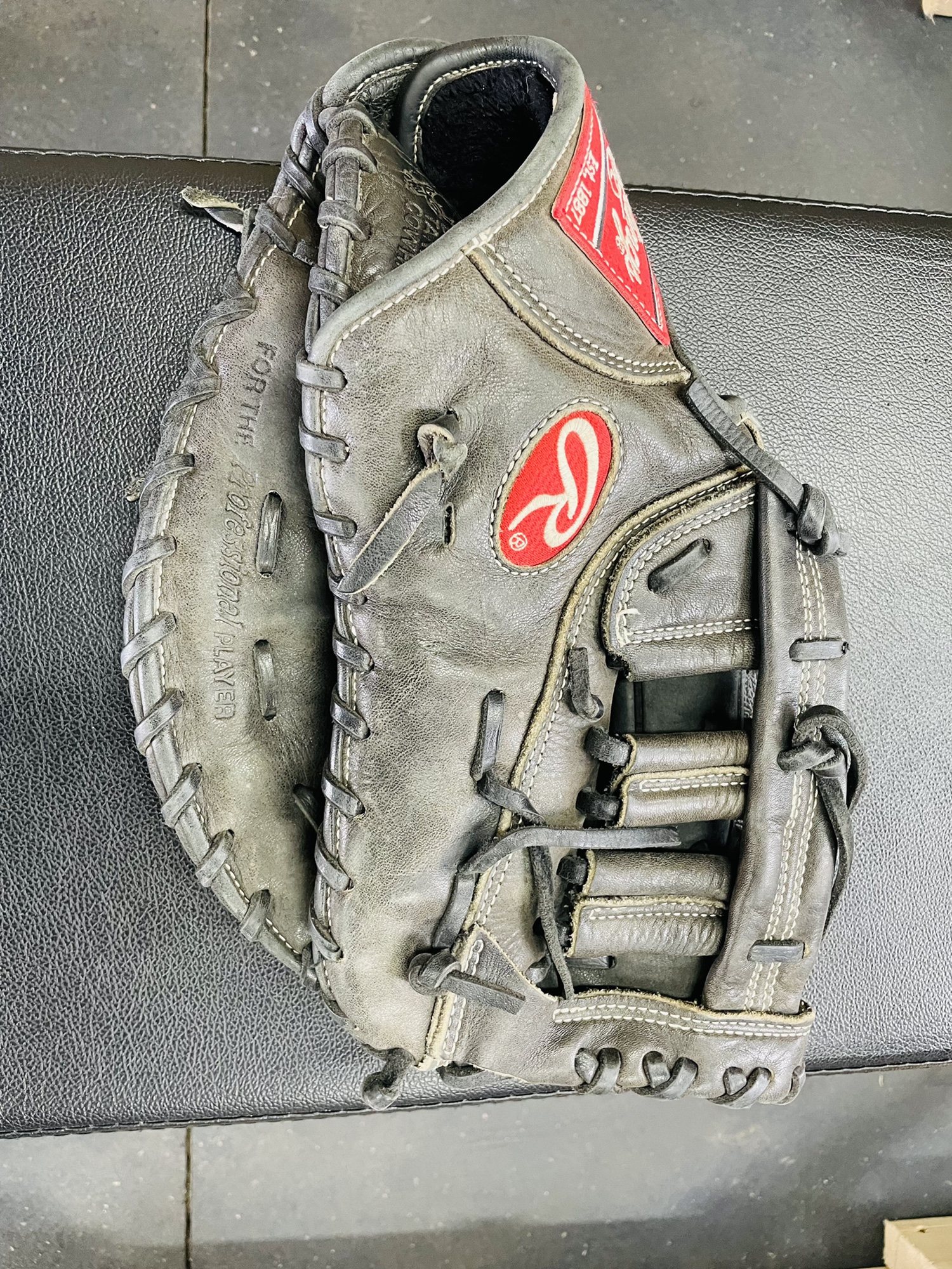 Rawlings Gold Glove Gamer 1st baseman’s glove RHT SidelineSwap