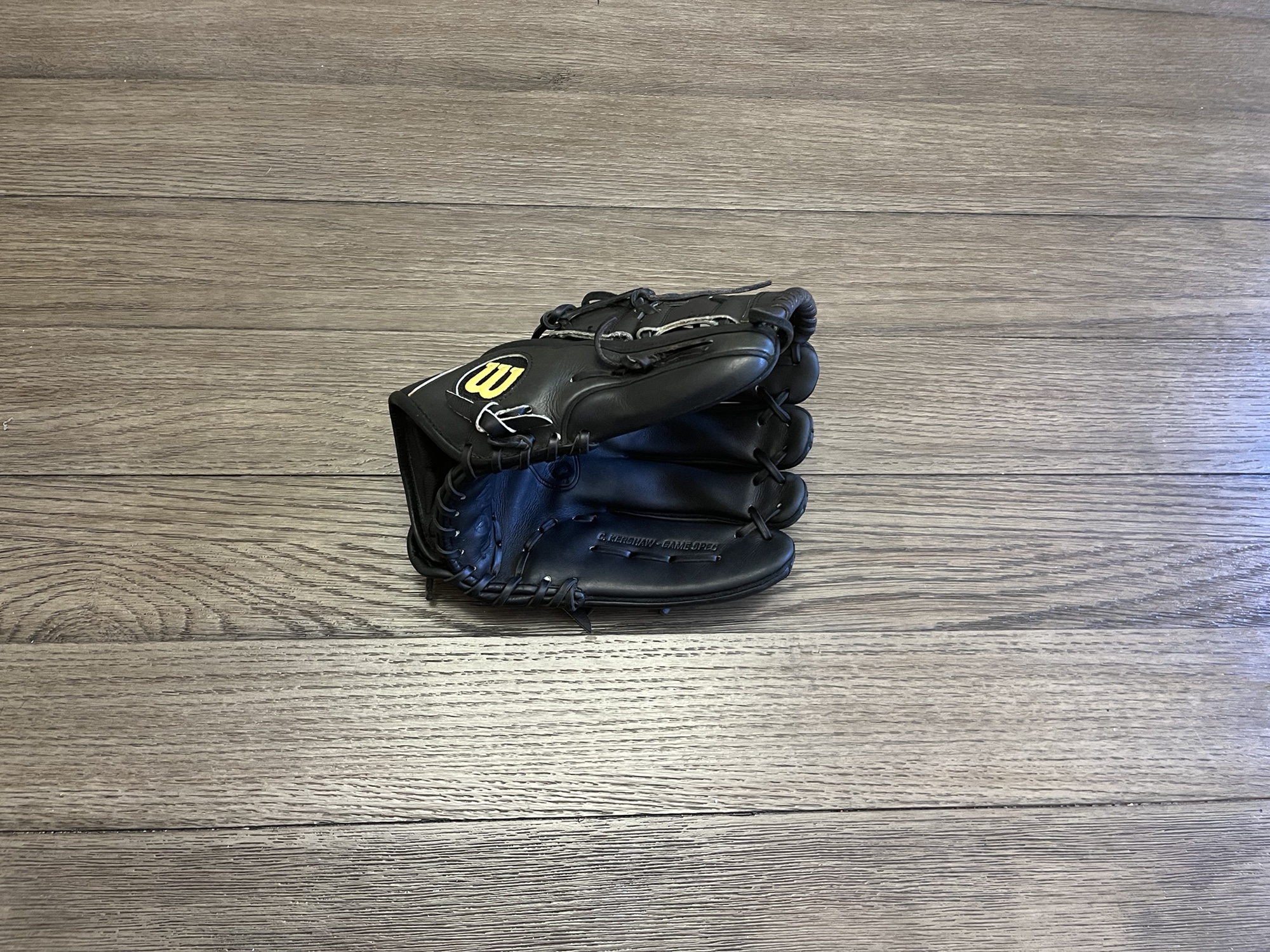 Wilson A2000 CK22 11.75” Two Piece  SidelineSwap