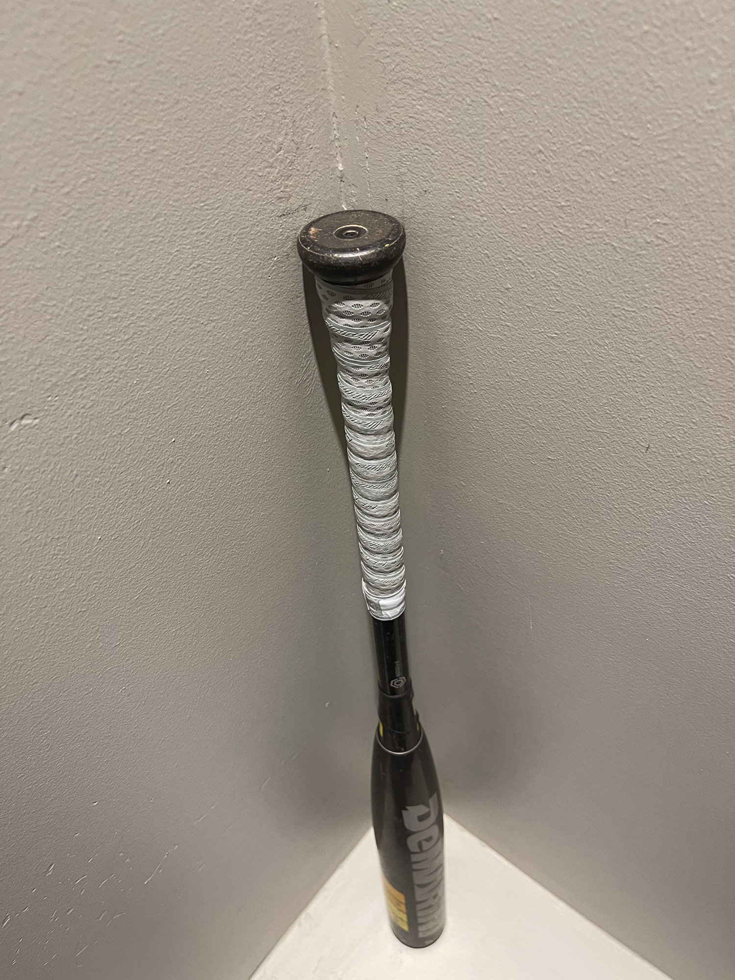 2016 Demarini CF8 32/27 Hottest Bat Ever Made, No Cracks/Rattles