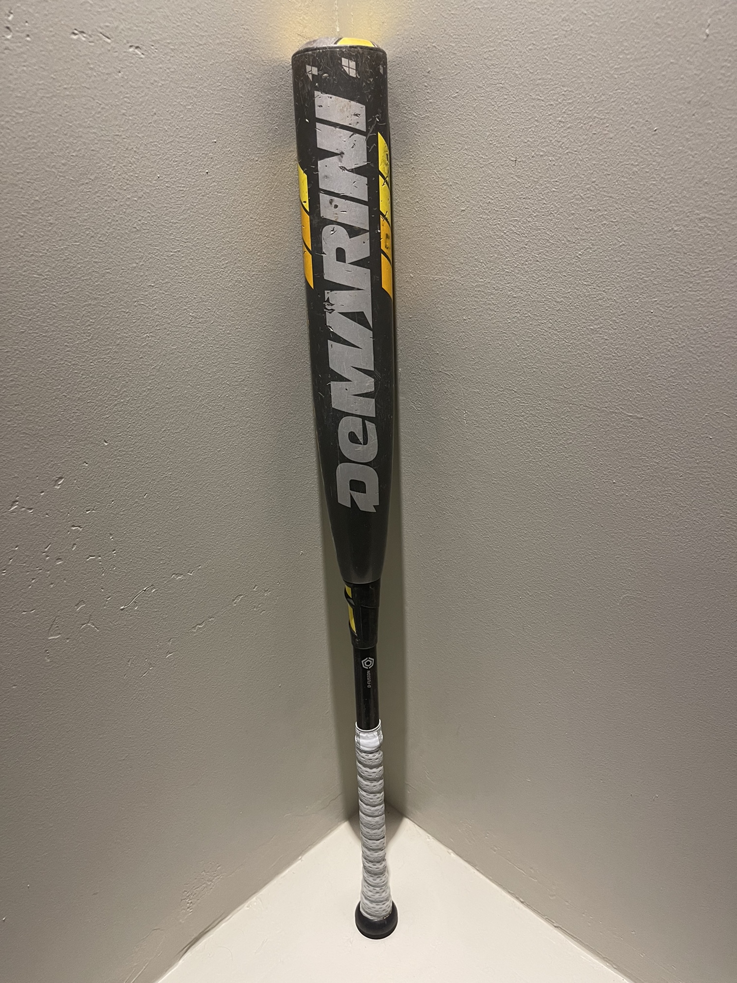 2016 Demarini CF8 32/27 Hottest Bat Ever Made, No Cracks/Rattles