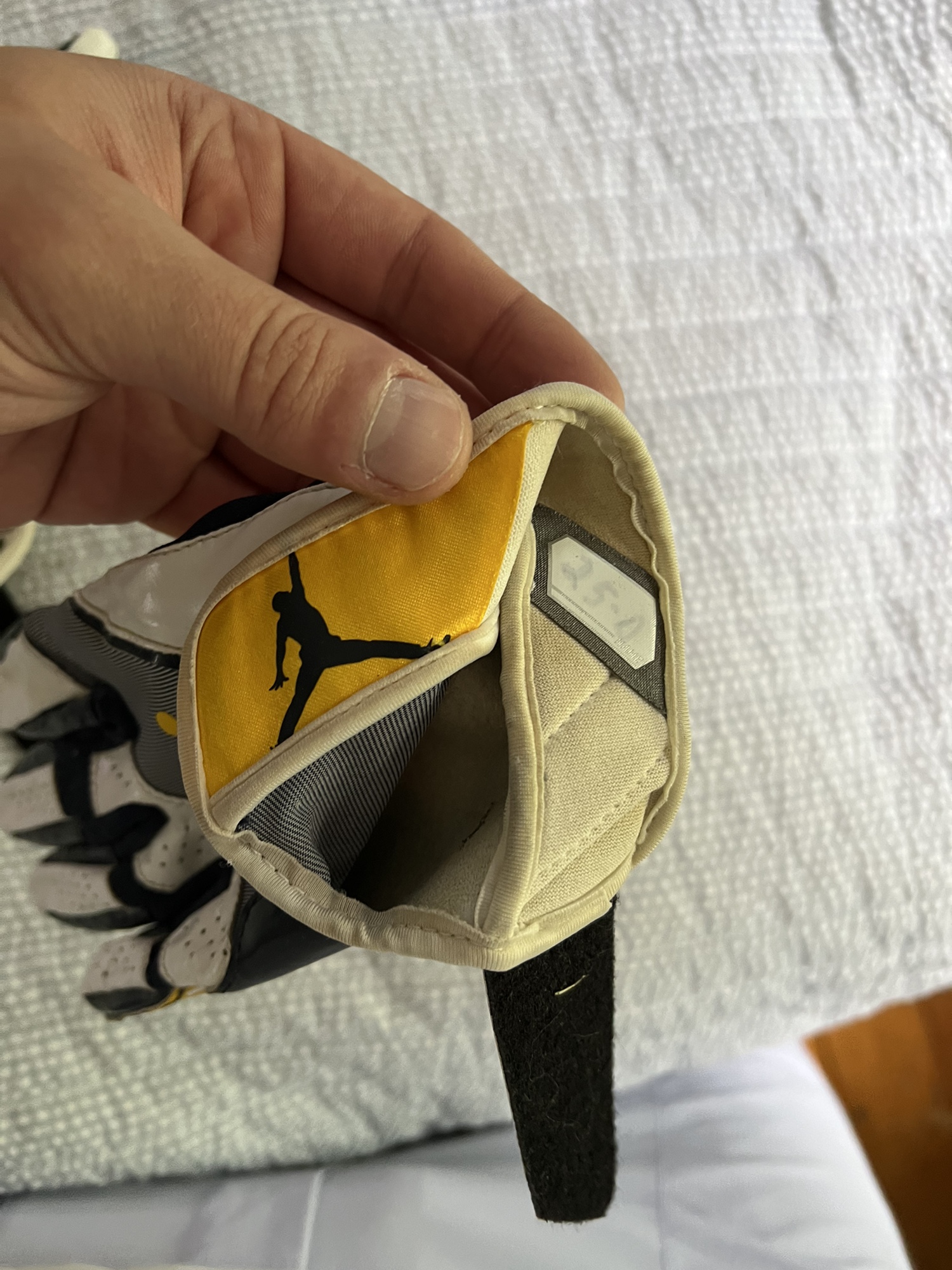 nike football shoes gold