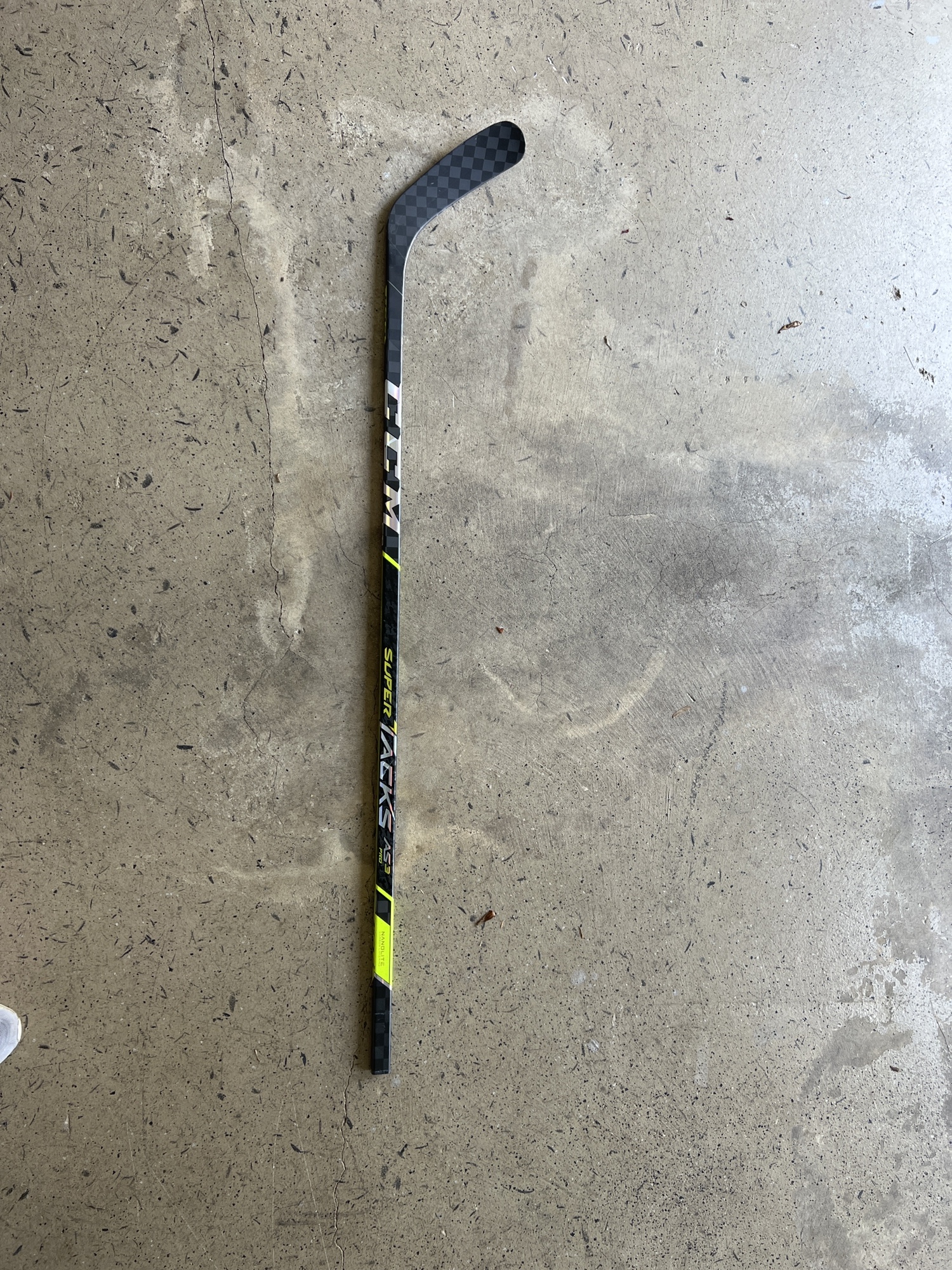 Senior Right Handed P90TM Super Tacks AS3 Pro Hockey Stick SidelineSwap