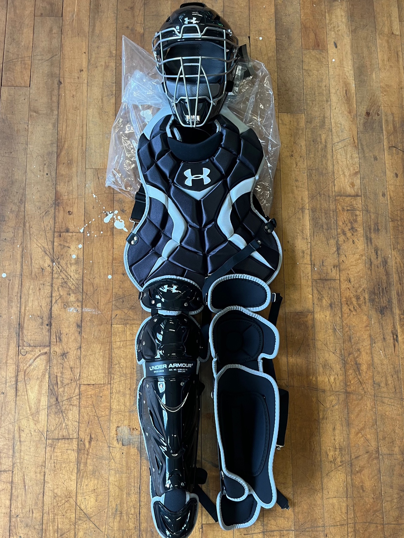 Under Armour Victory Series Catcher's Set SidelineSwap