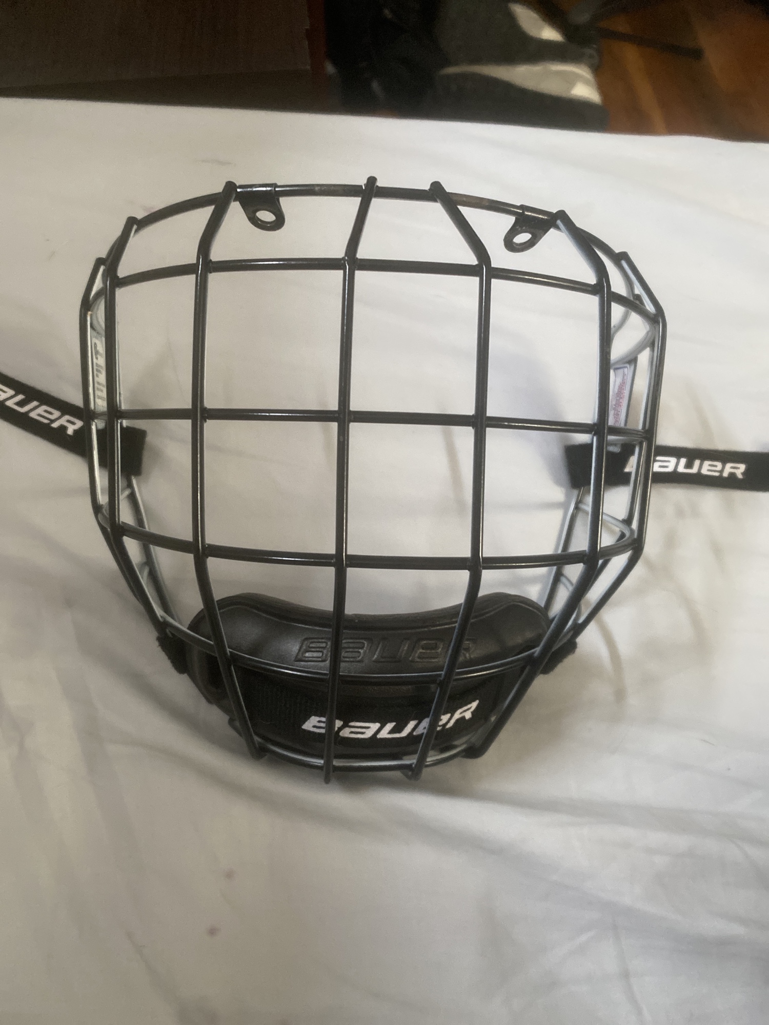 Bauer profile ii cage, slightly used SidelineSwap