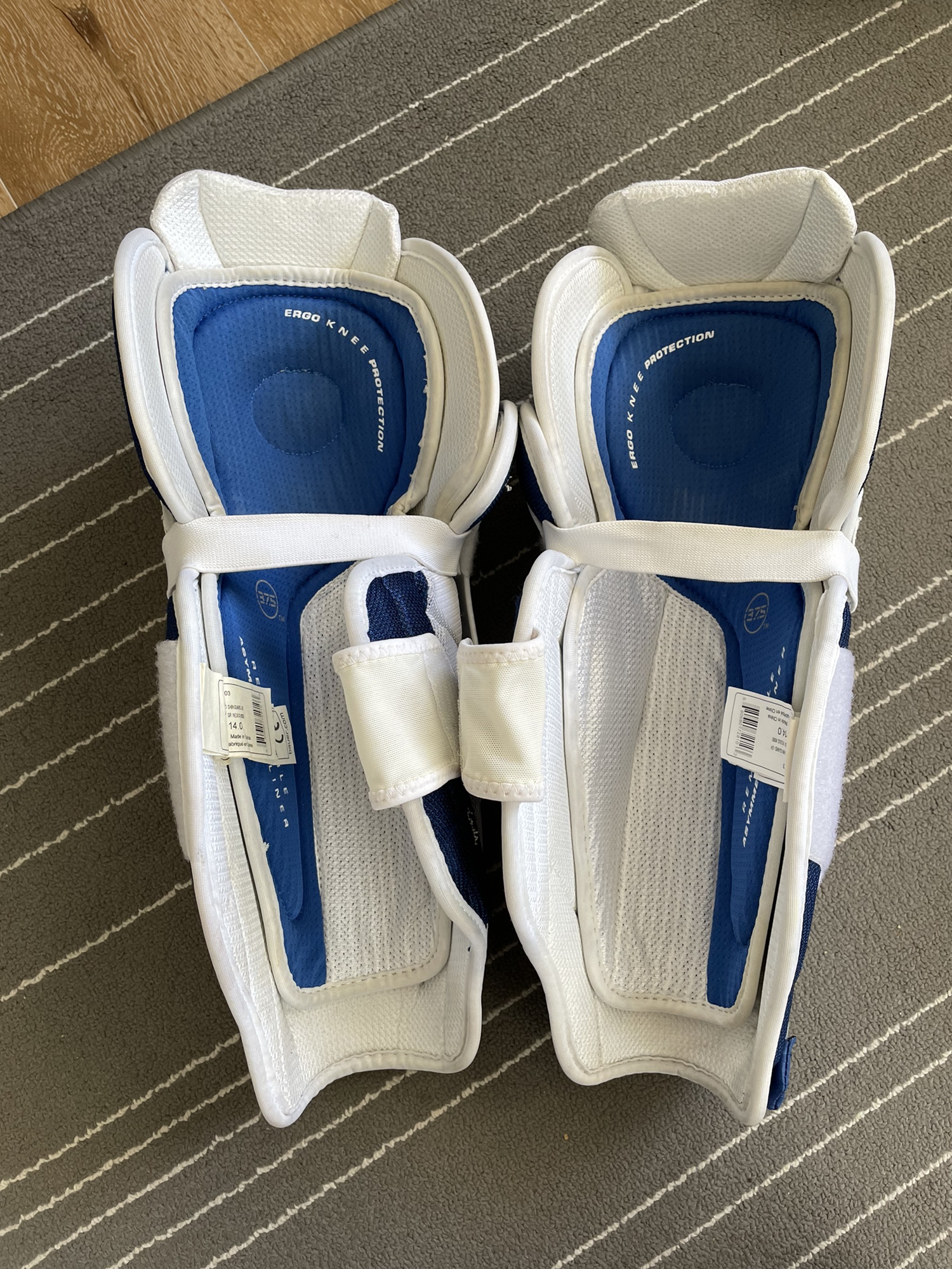 New Bauer Nexus 8000 Shin Pads SidelineSwap
