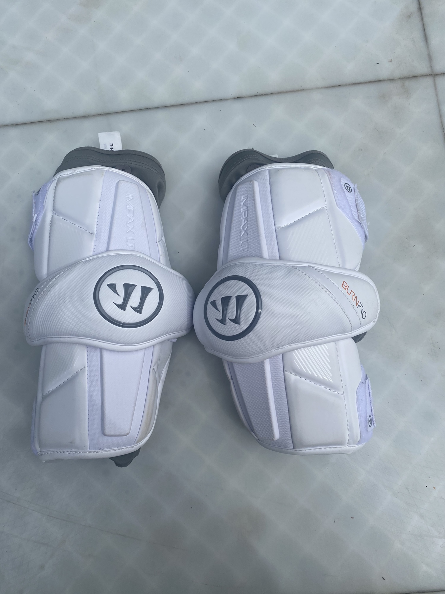 Warrior Burn Pro Adult Large White Elbow Pads SidelineSwap