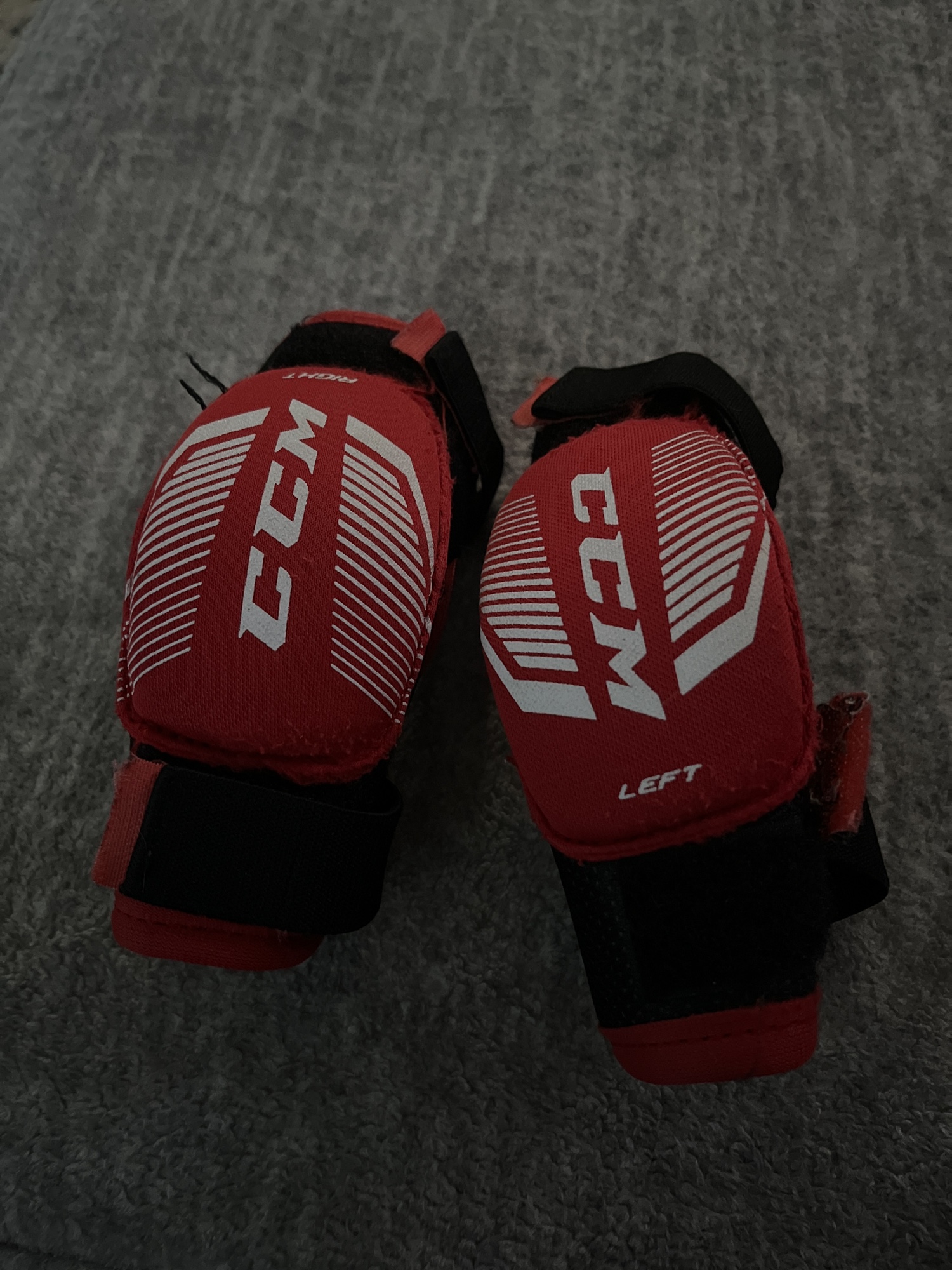 Used Medium CCM JetSpeed FT350 Elbow Pads SidelineSwap