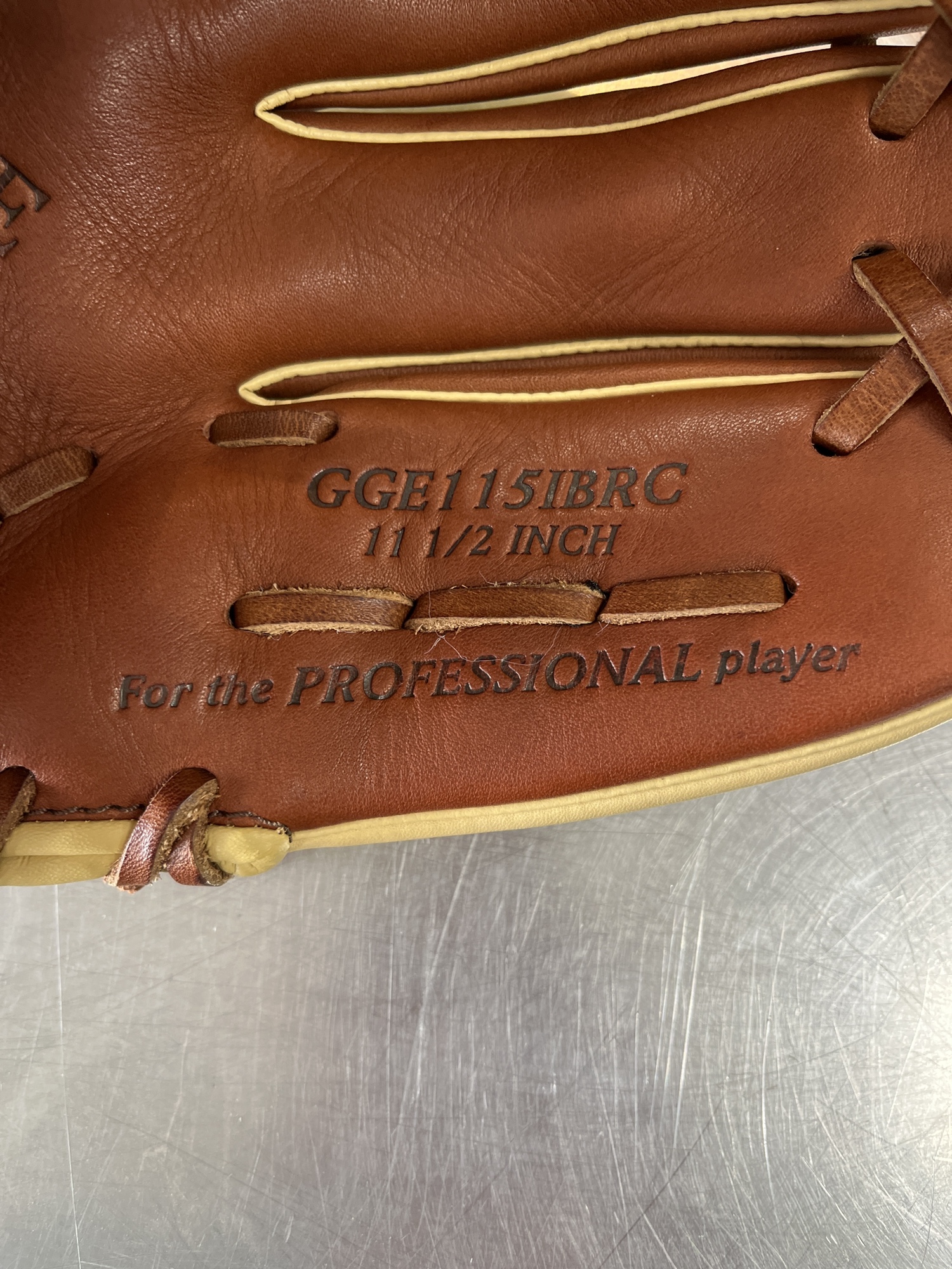 Rawlings Gold Glove Elite 11.5" Right Hand Throw SidelineSwap