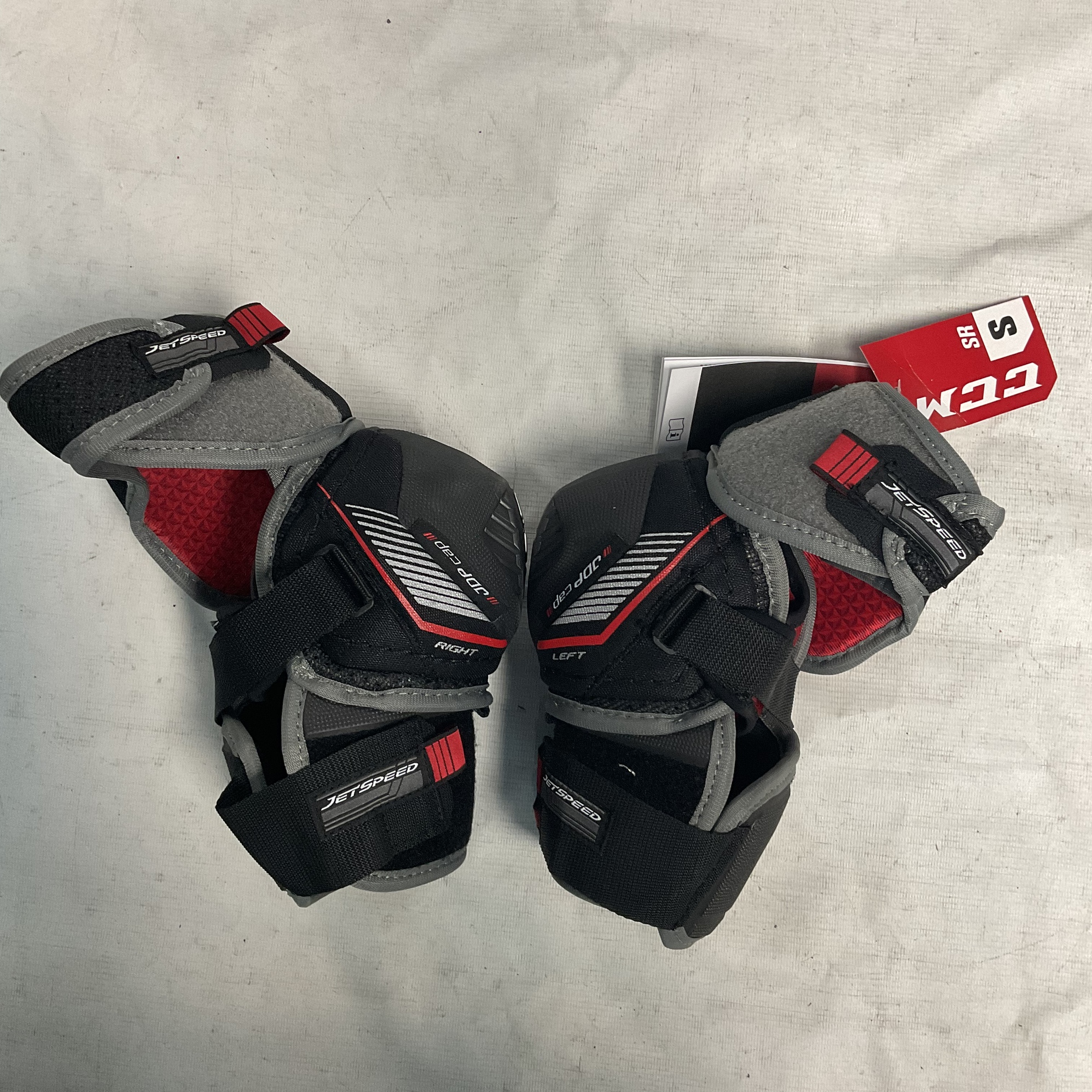 New CCM FT390 Senior Elbow Pads (ELB109) SidelineSwap