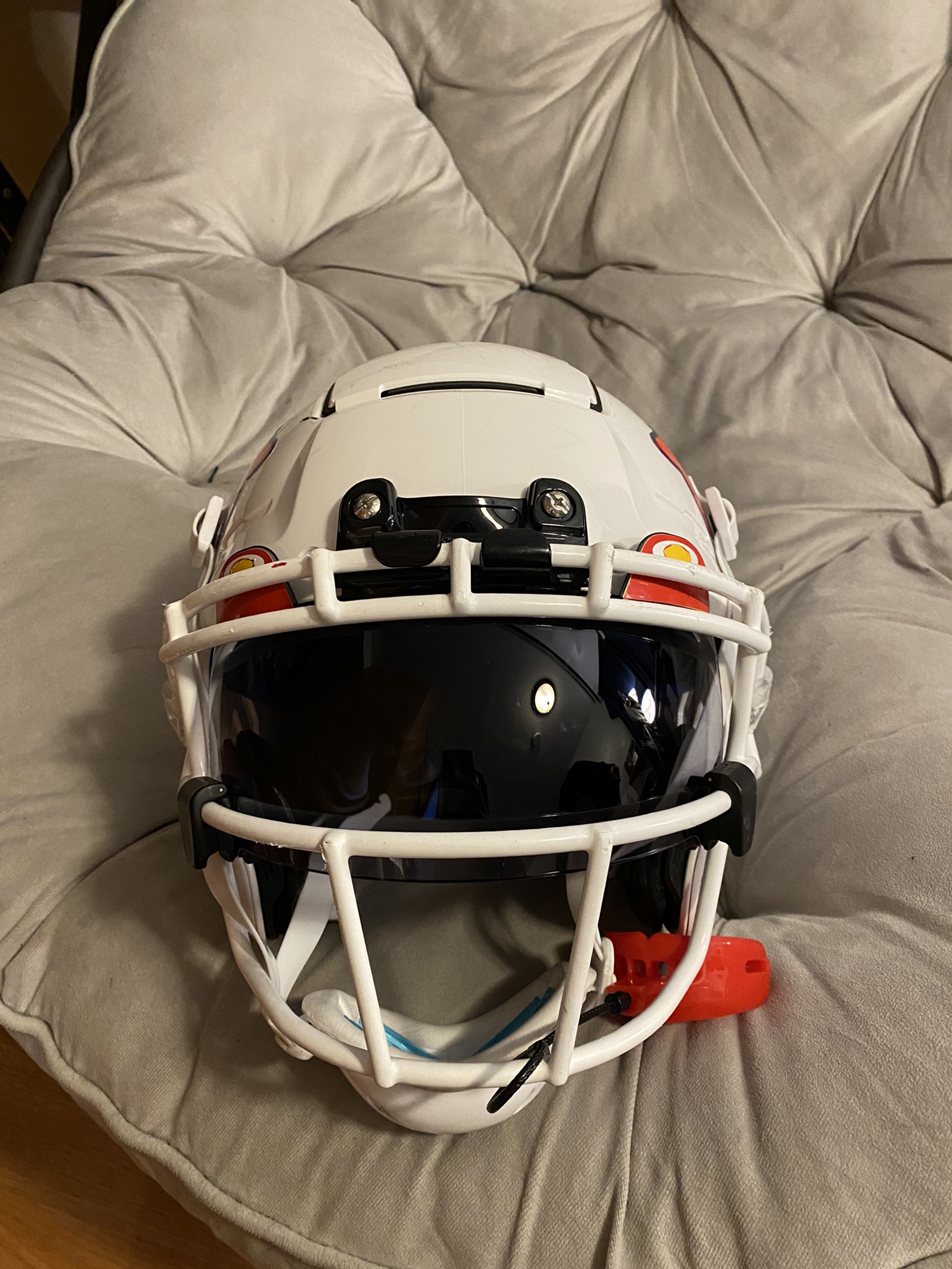 Like New Extra Large Schutt F7 Helmet SidelineSwap