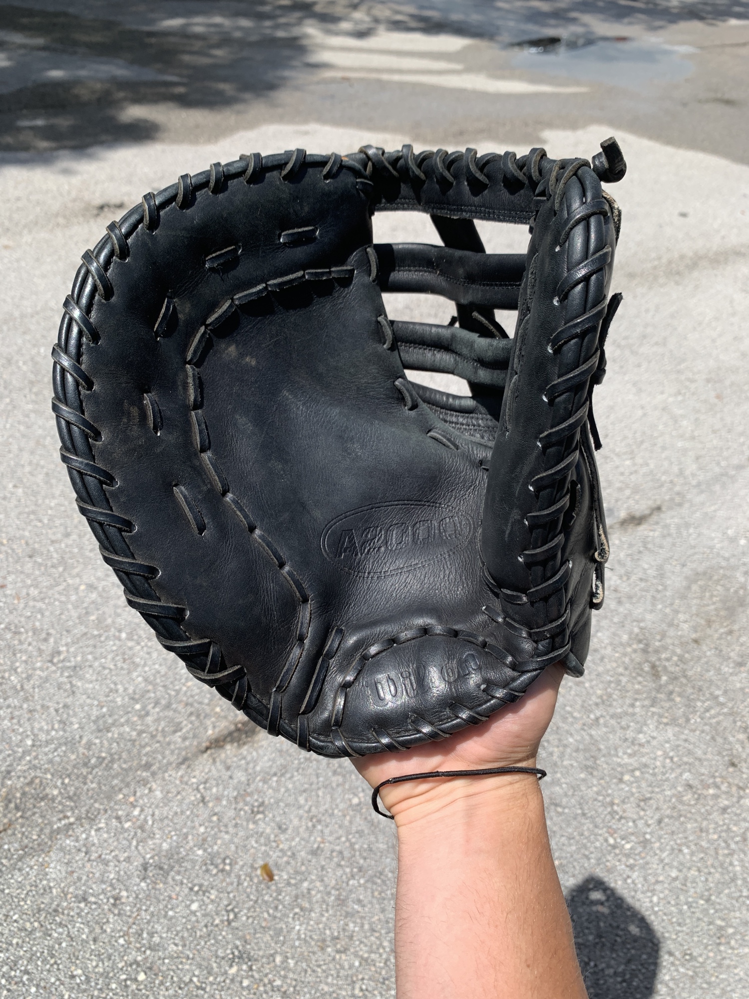 Used First Base 12" A2000 Baseball Glove Used SidelineSwap