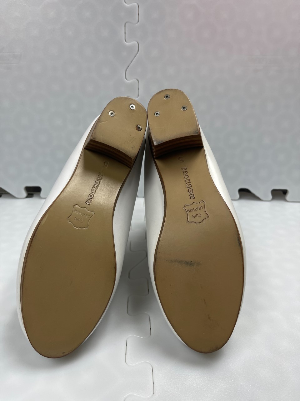 New Jackson Premier DJ2500 Figure Skates Size 5 A SidelineSwap