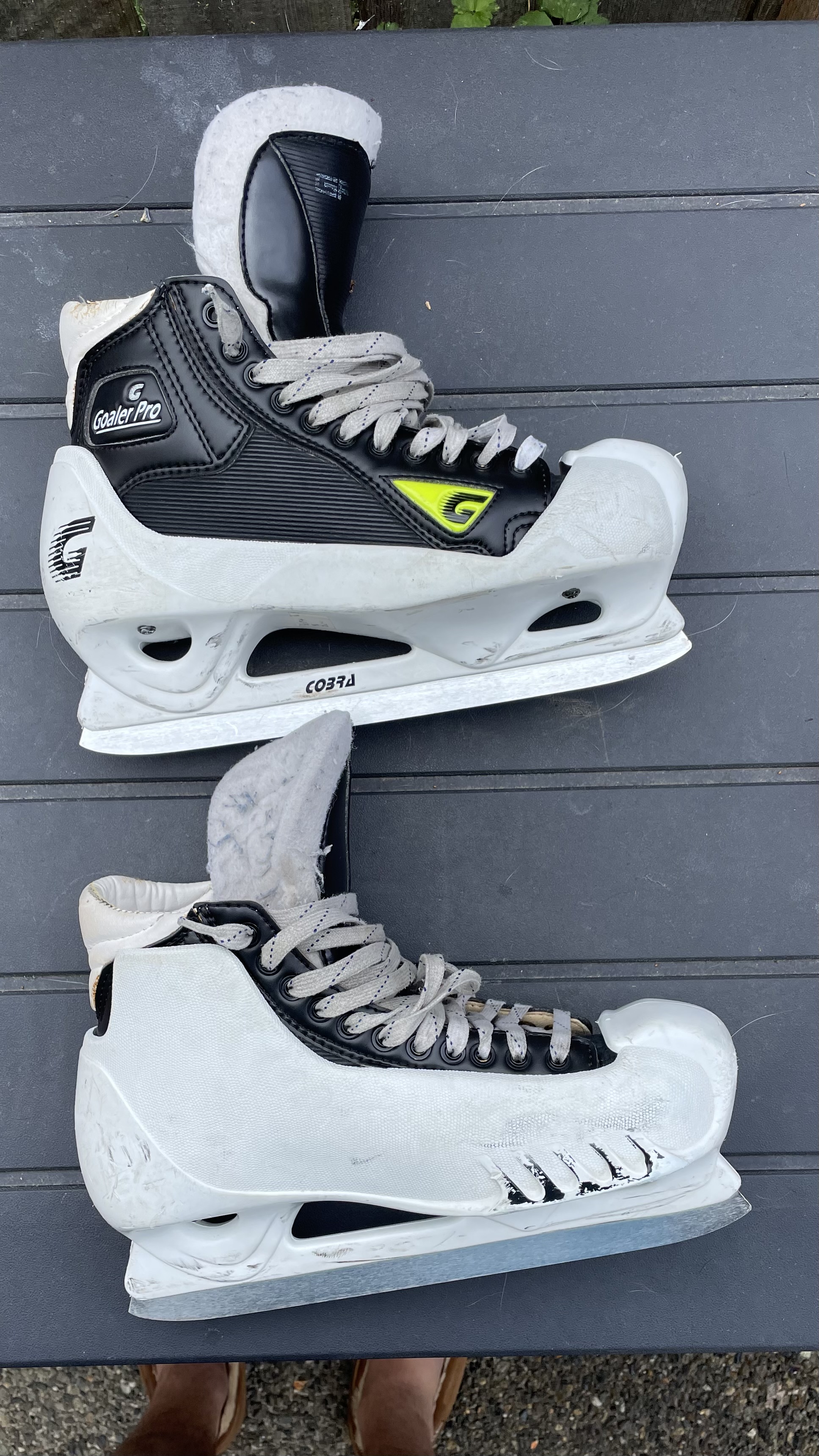 Senior Used Graf Hockey Goalie Skates 9 Regular Width SidelineSwap