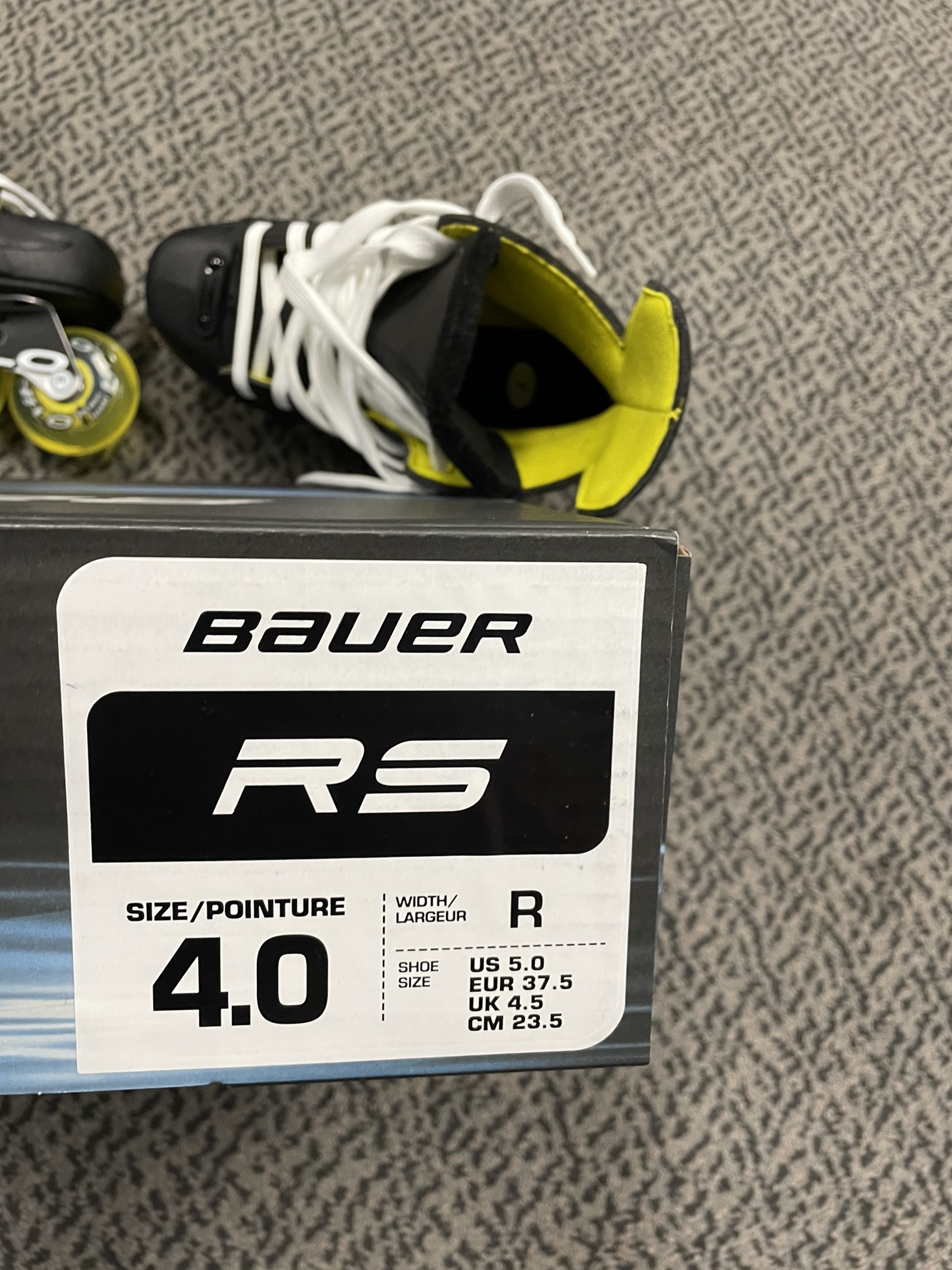 Bauer RS Junior size 4 regular width roller hockey skate SidelineSwap