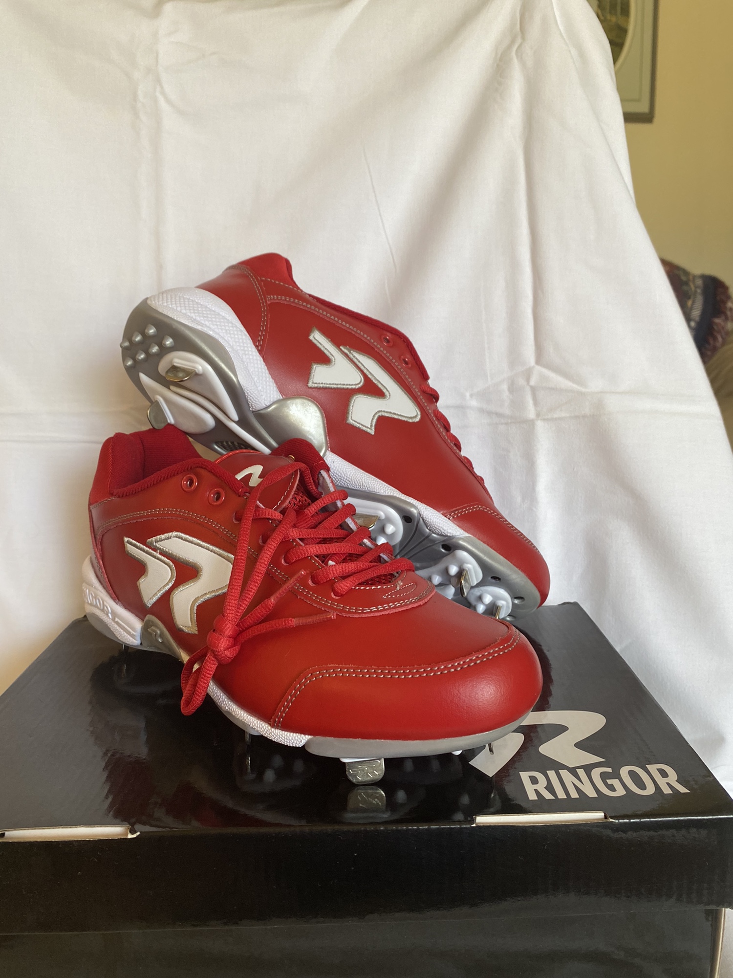Ringor Softball Cleats metal spikes SidelineSwap
