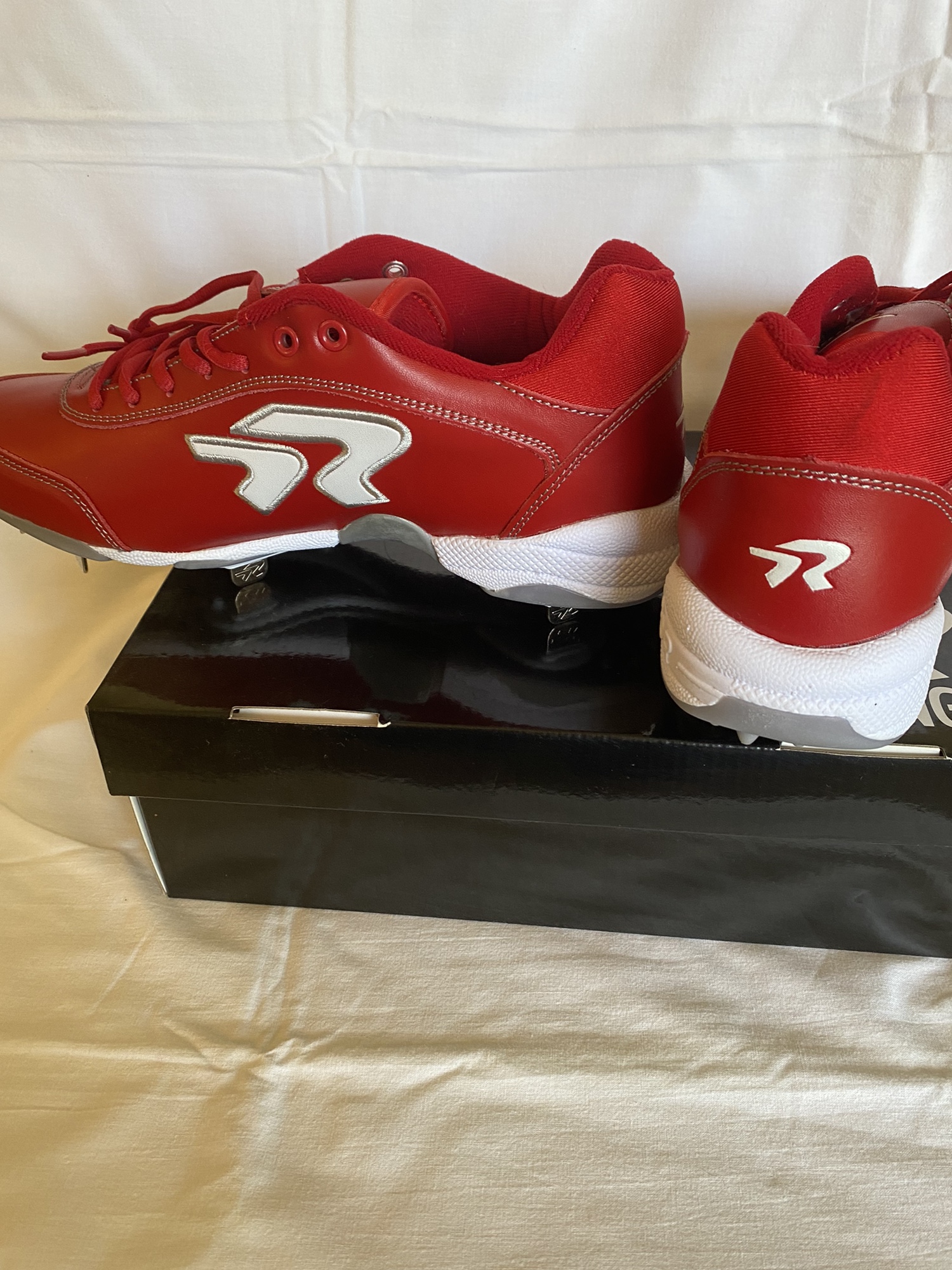 Ringor Softball Cleats metal spikes SidelineSwap