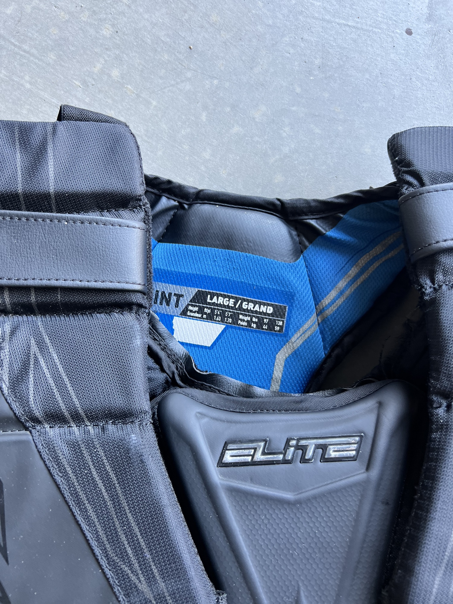 Intermediate Large Bauer Elite Goalie Chest Protector SidelineSwap