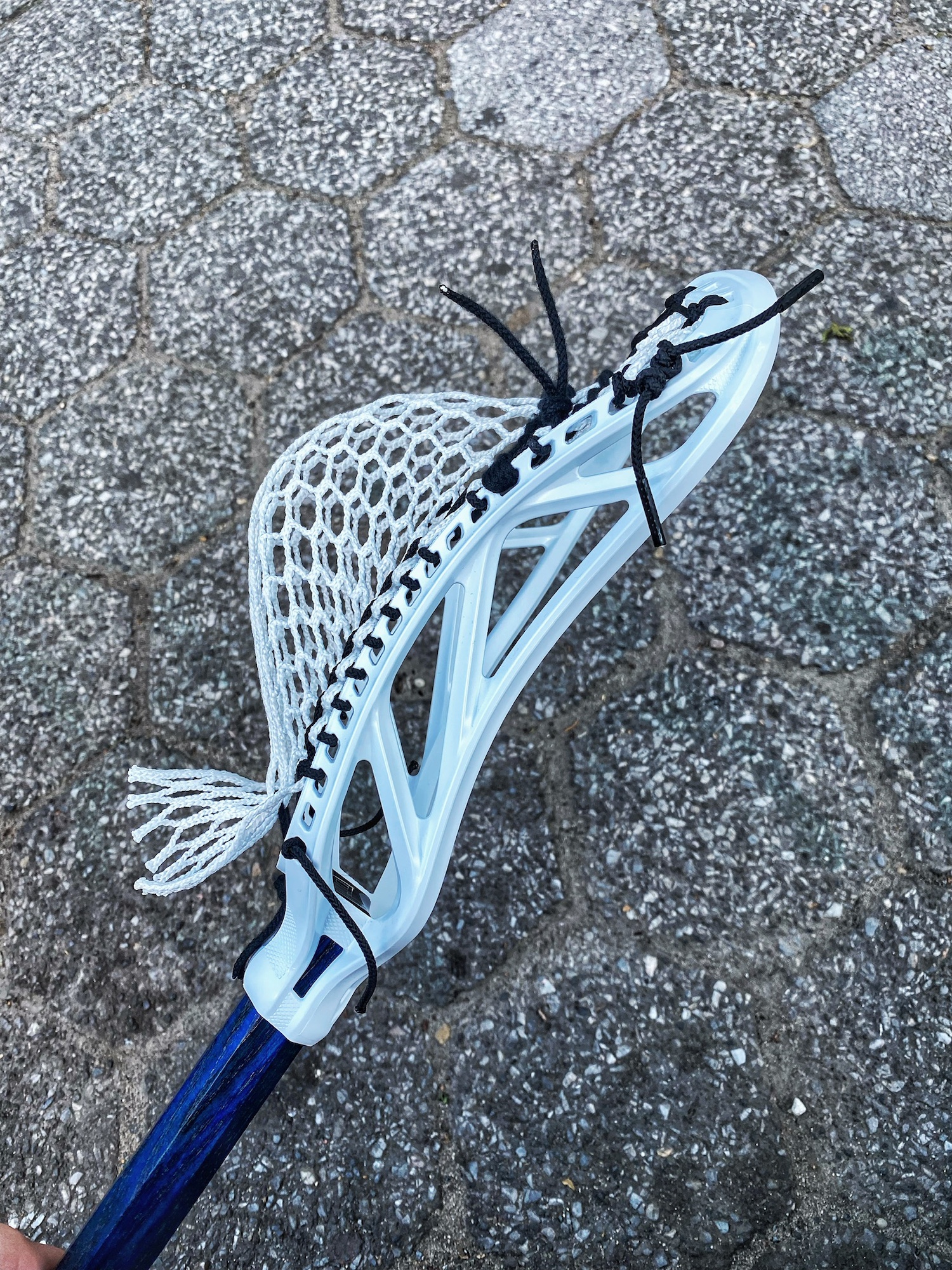 New Strung Mirage 2.0 with White & Black ECD Stringing Kit SidelineSwap