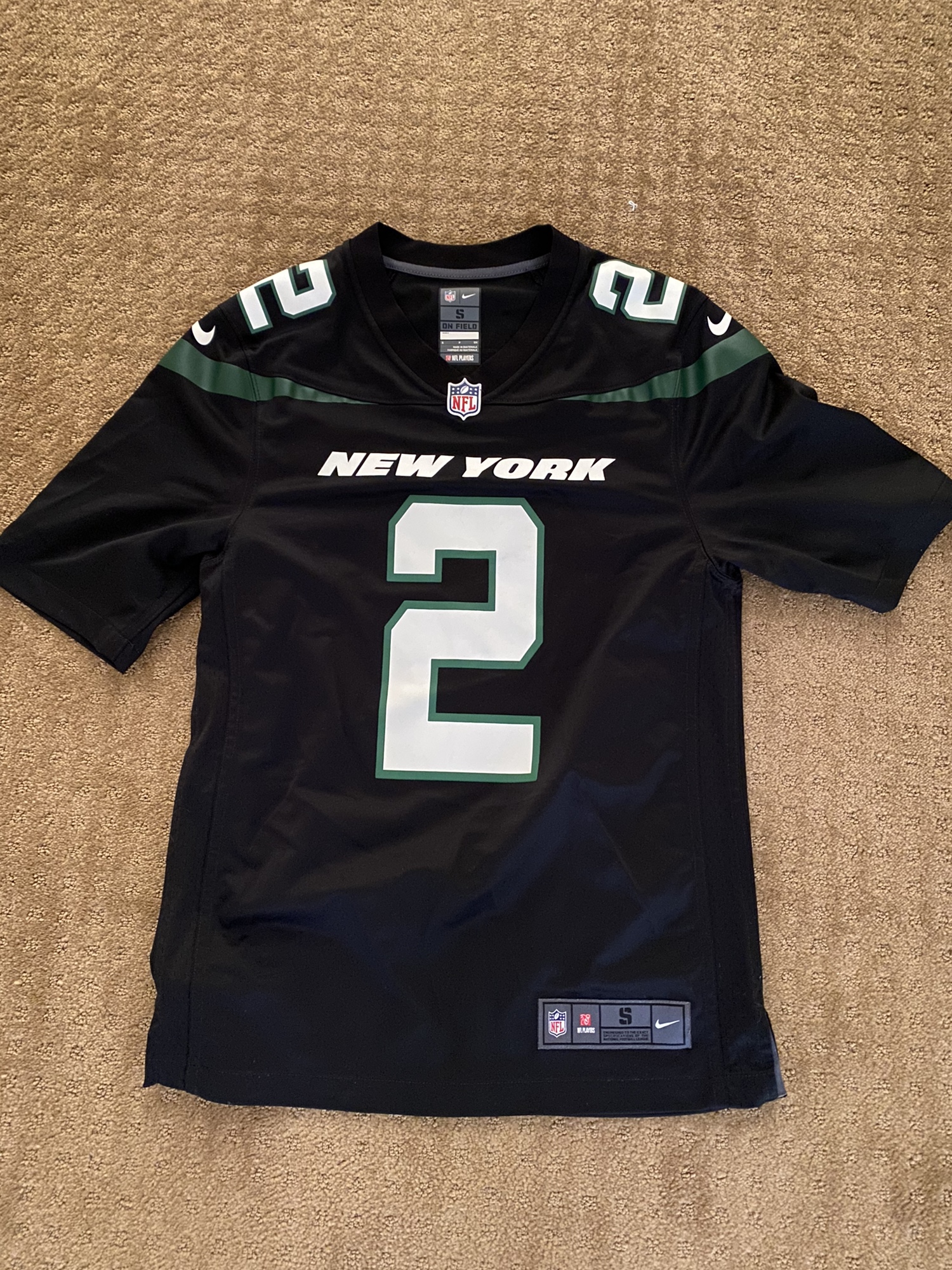 Zach Wilson Jet Jersey Stealth Black On Field Jersey SidelineSwap