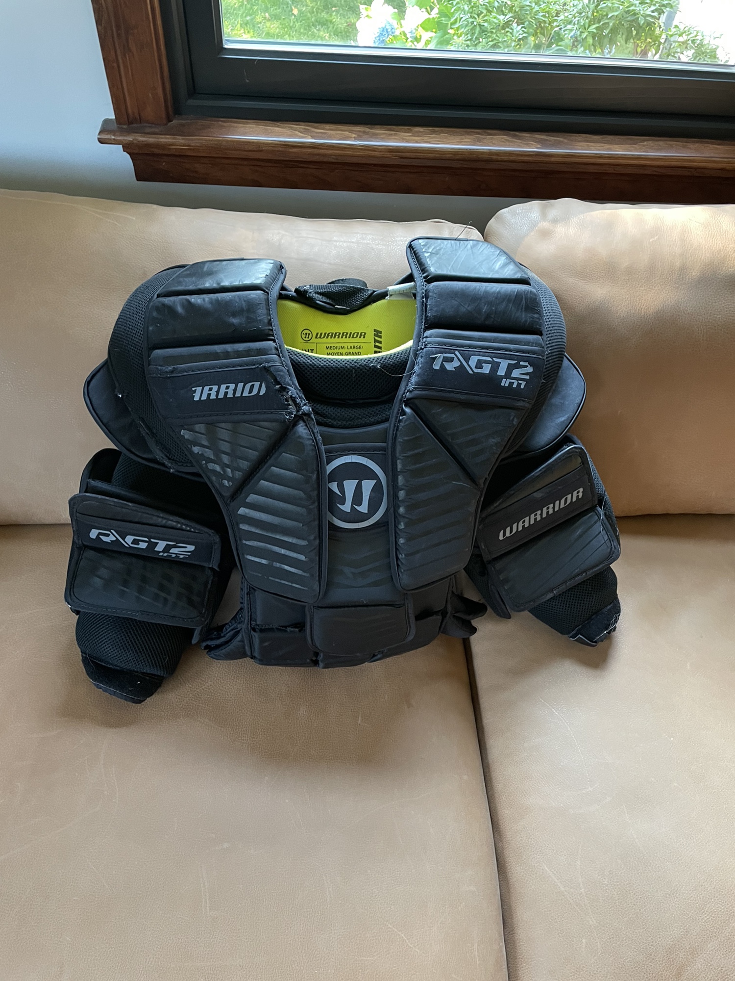 Used Medium Warrior Goalie Chest Protector SidelineSwap
