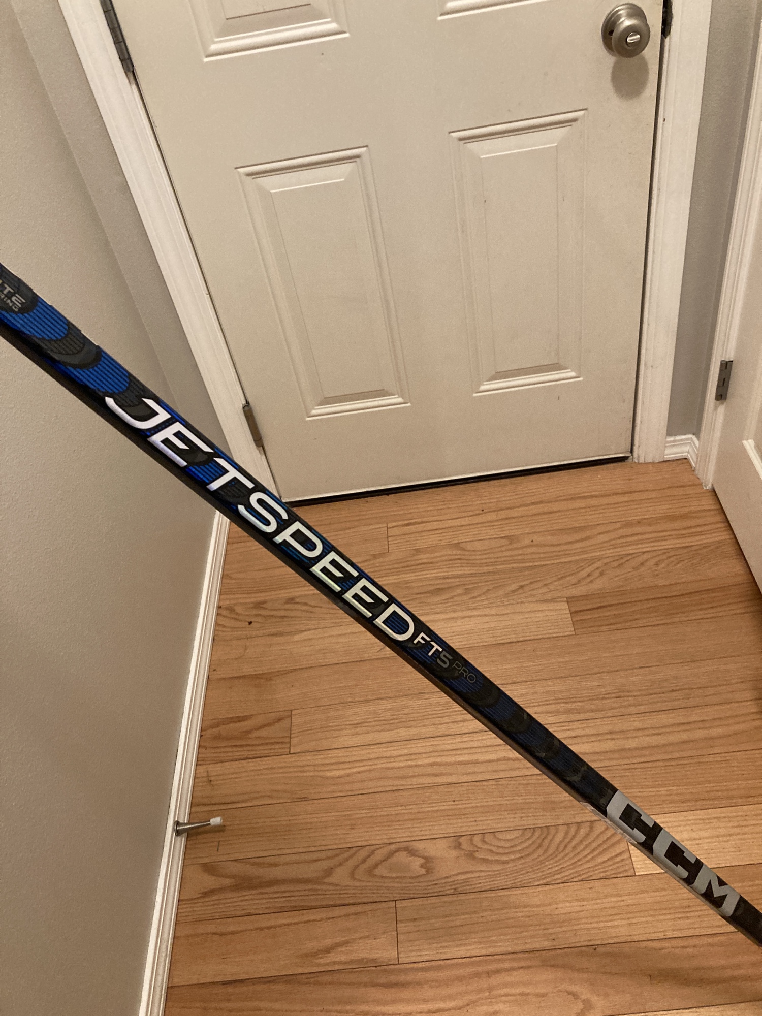 Senior Right Handed P90TM Blue Limited Edition JetSpeed FT5 Pro Hockey Stick SidelineSwap