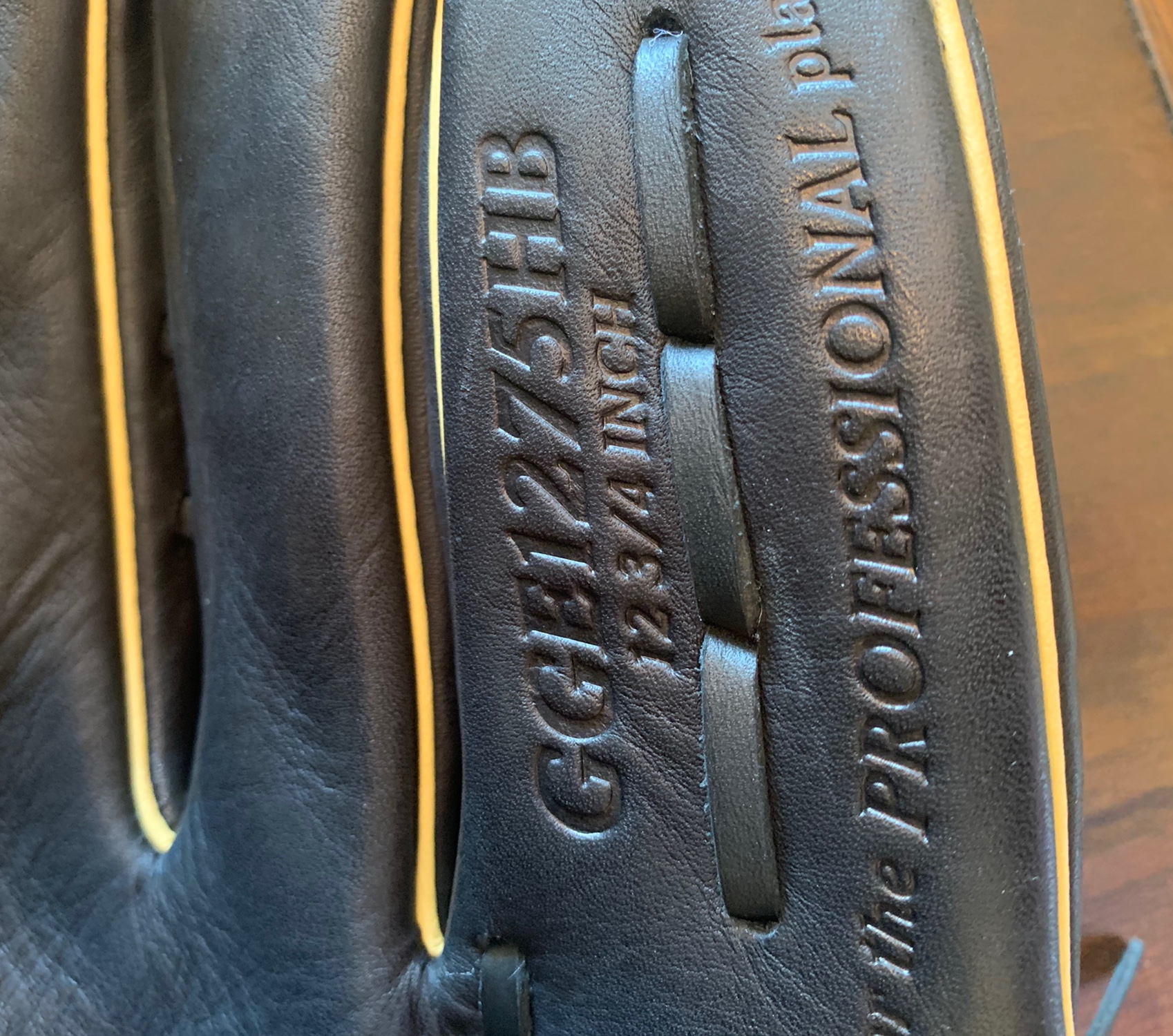 Rawlings GG Elite 12.75” Outfield Glove SidelineSwap