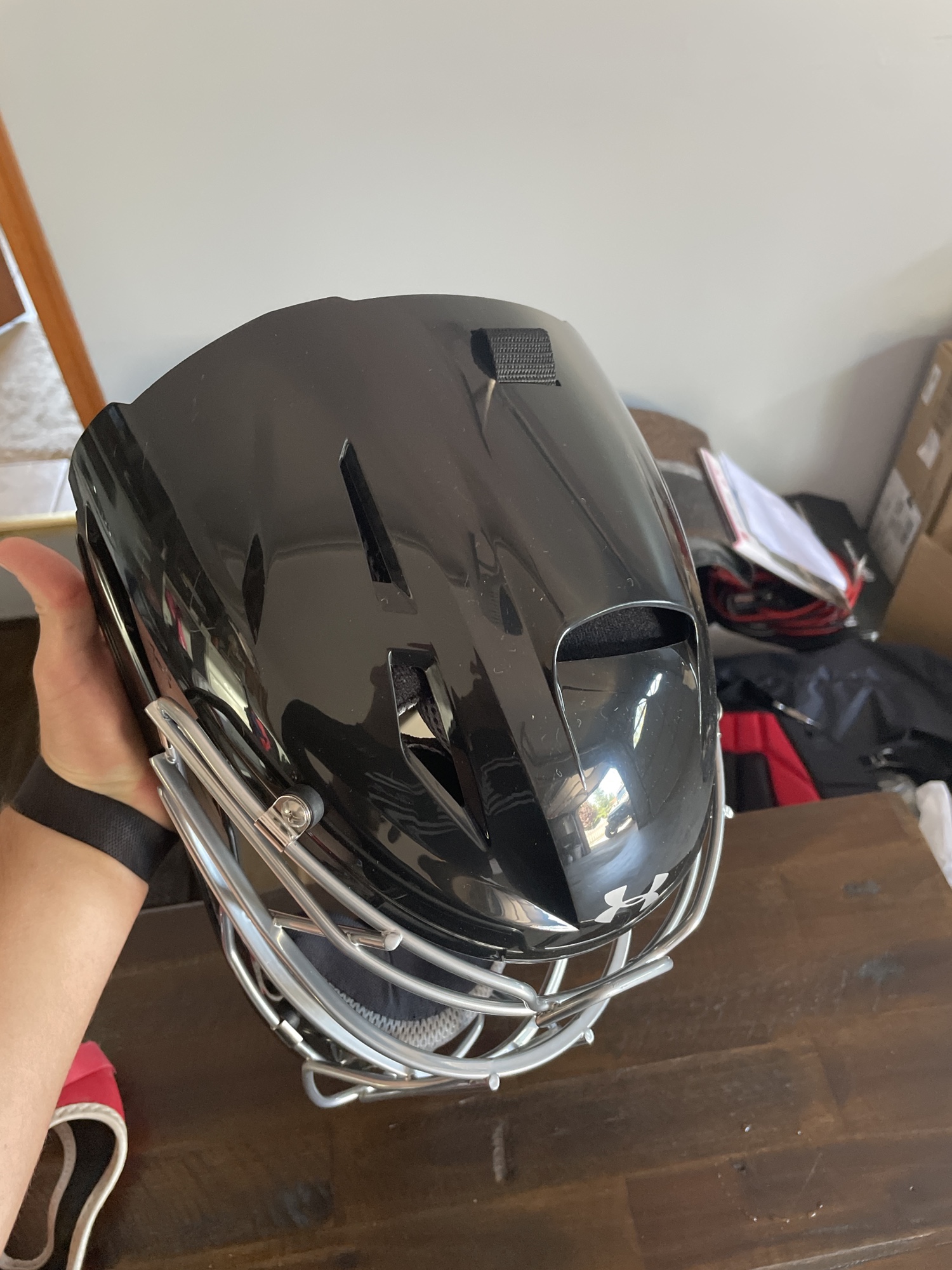 Under armor catchers face mask SidelineSwap