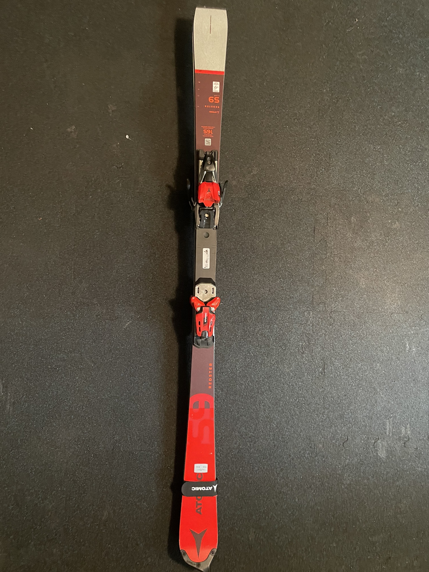 Atomic Redster mens FIS S9 SL w/ x19 bindings SidelineSwap