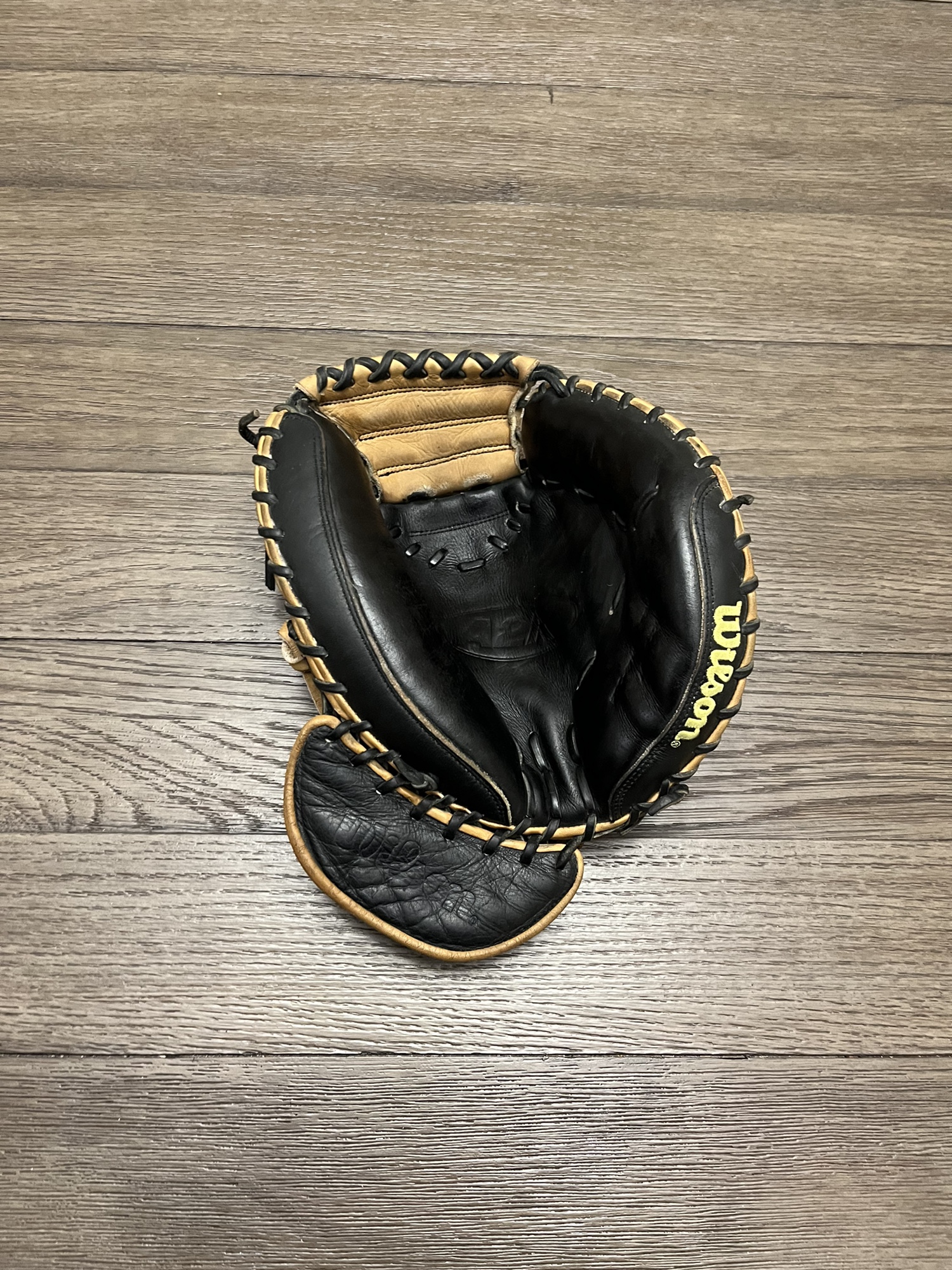 Wilson A2K Pudge 32.5” Catchers Mitt SidelineSwap