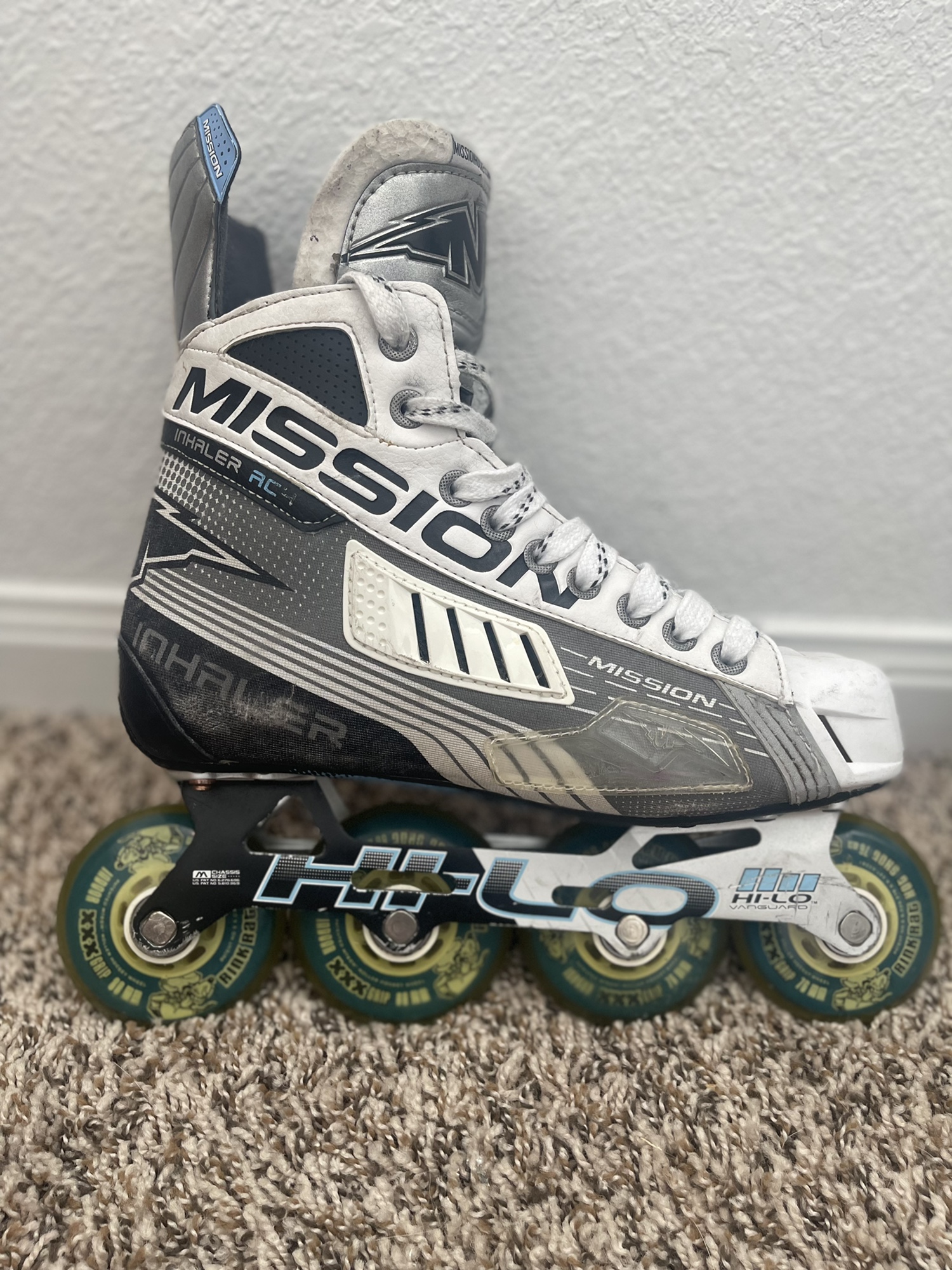 Mission Inhaler AC4 Senior Inline Hockey Skates Size 7.5 SidelineSwap