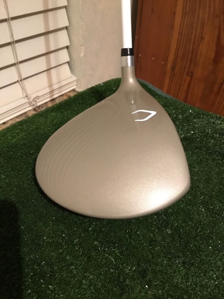 Top Flite Ladies 460cc Titanium Composite Driver Graphite Shaft SidelineSwap