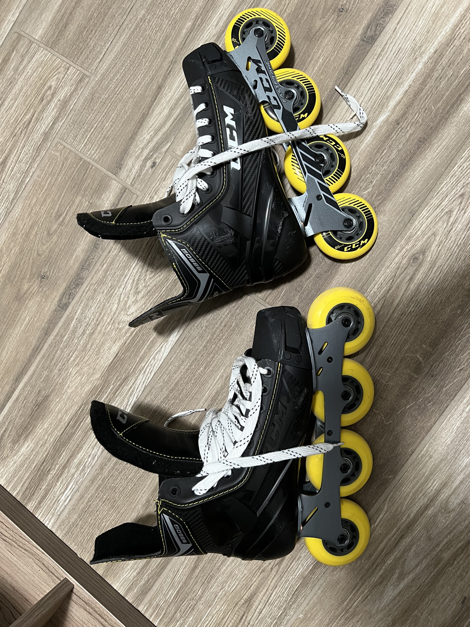 CCM Super Tacks 9350 Senior Roller Hockey Skates SidelineSwap
