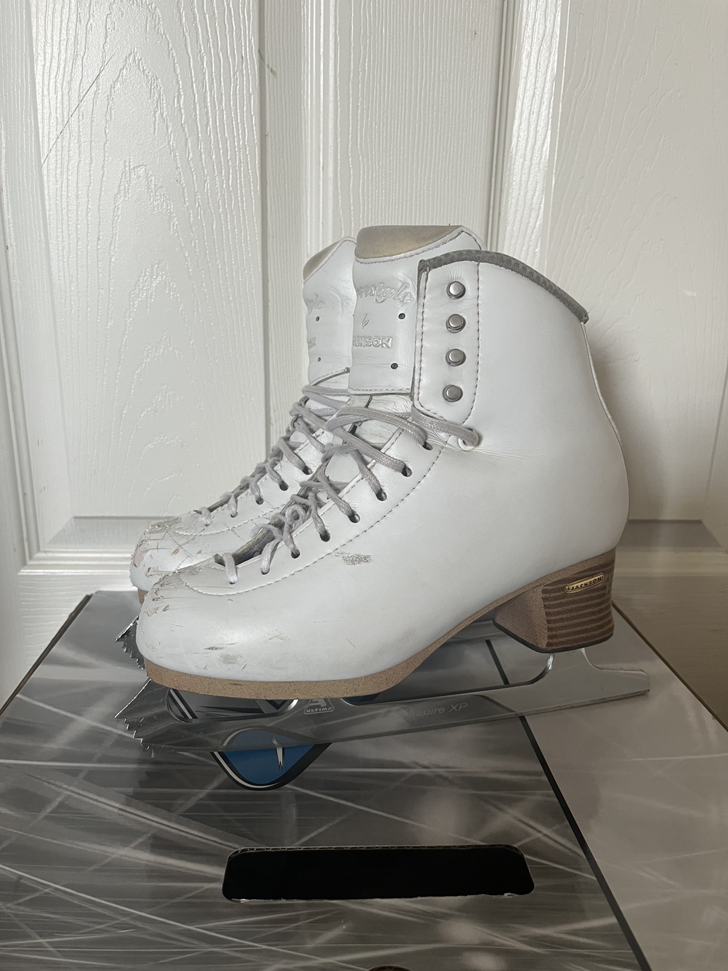 Jackson Freestyles Size 6.5 Figure Skates SidelineSwap