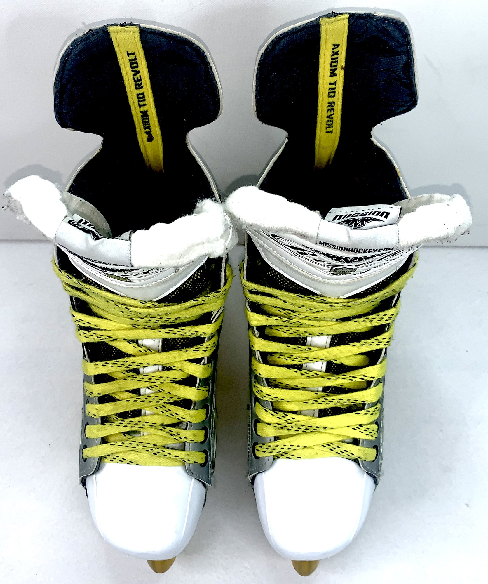 Mission AXIOM T10 Revolt Hockey Inline Skates Men's 10 D (11.5 US Men