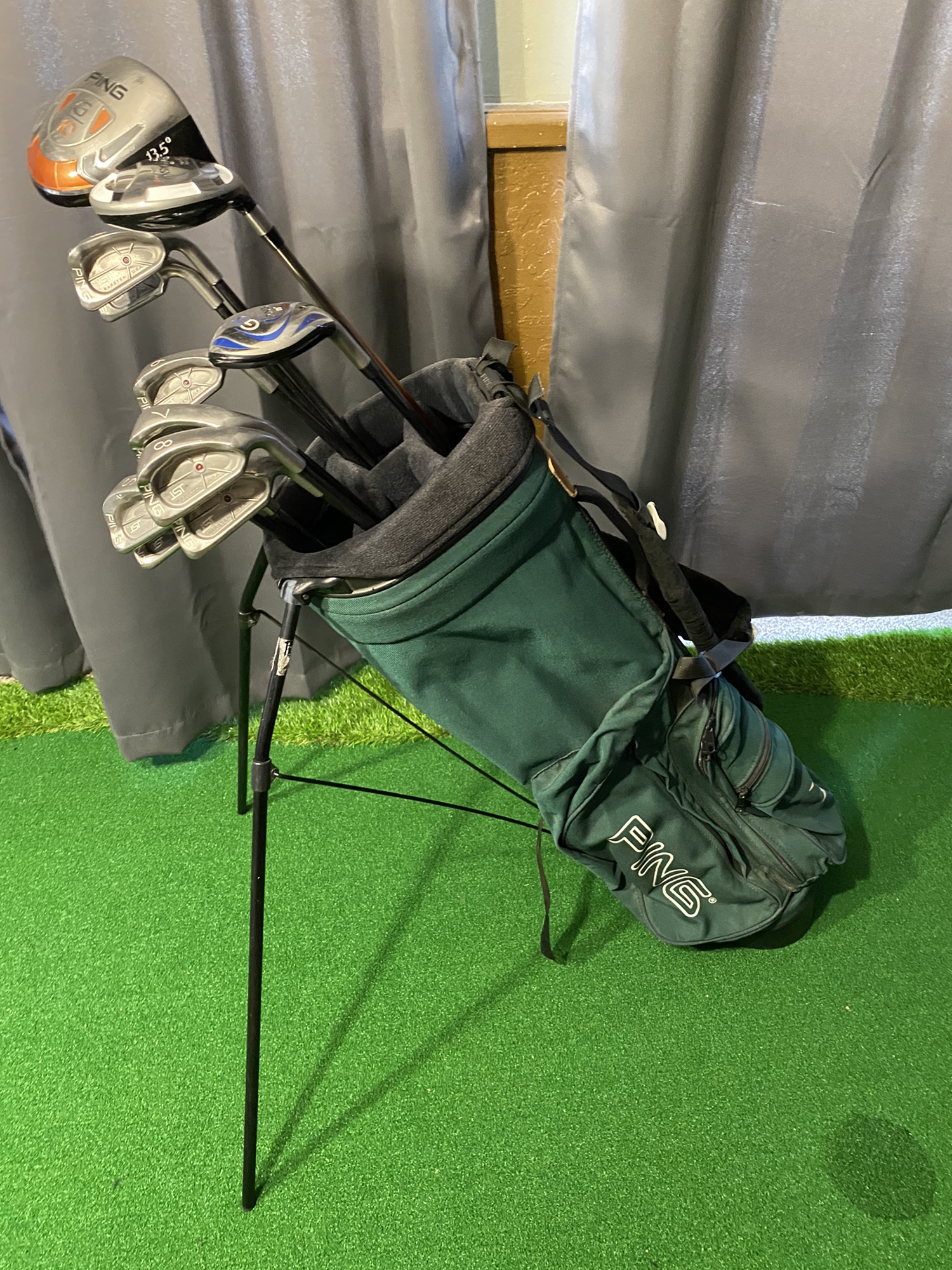 Custom extended ping +2” isi golf club set with hoofer stand bag