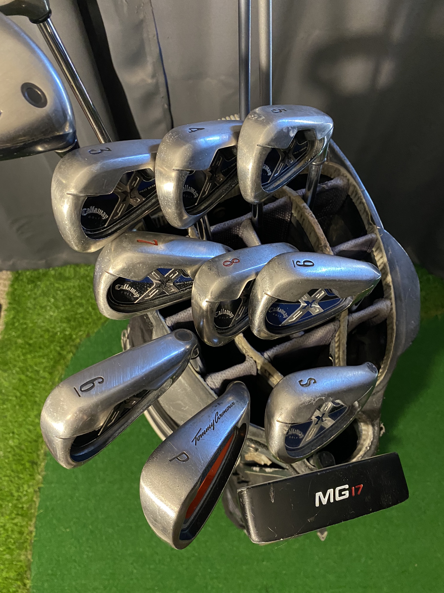 Callaway X18 complete golf club set with Callaway bag SidelineSwap