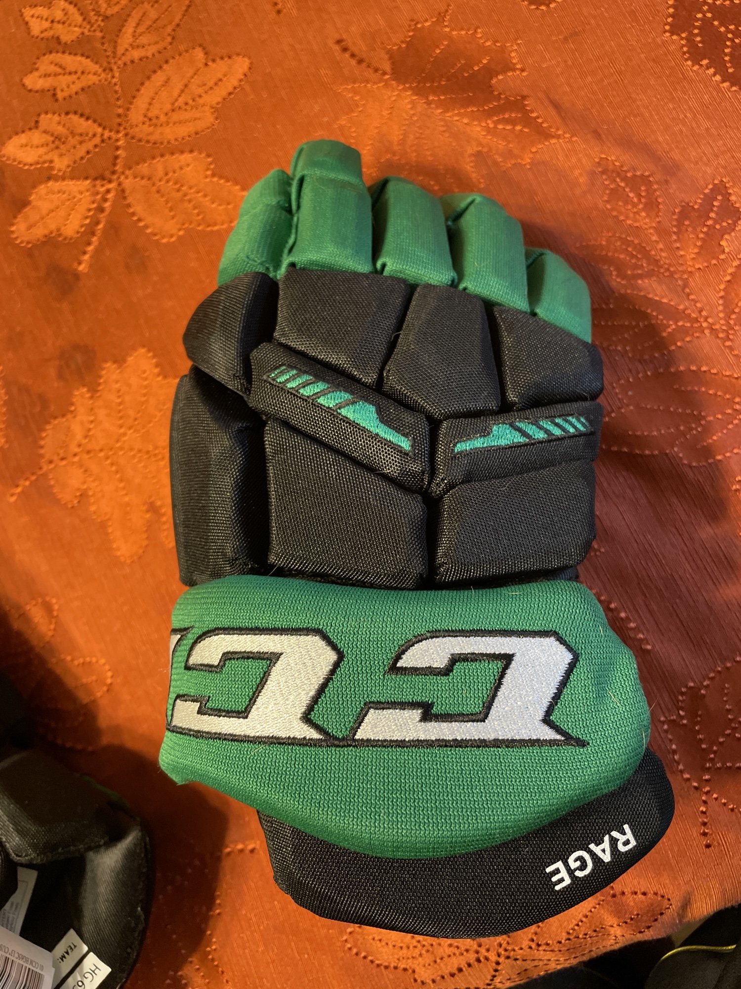 Carolina Rage Hockey gloves SidelineSwap
