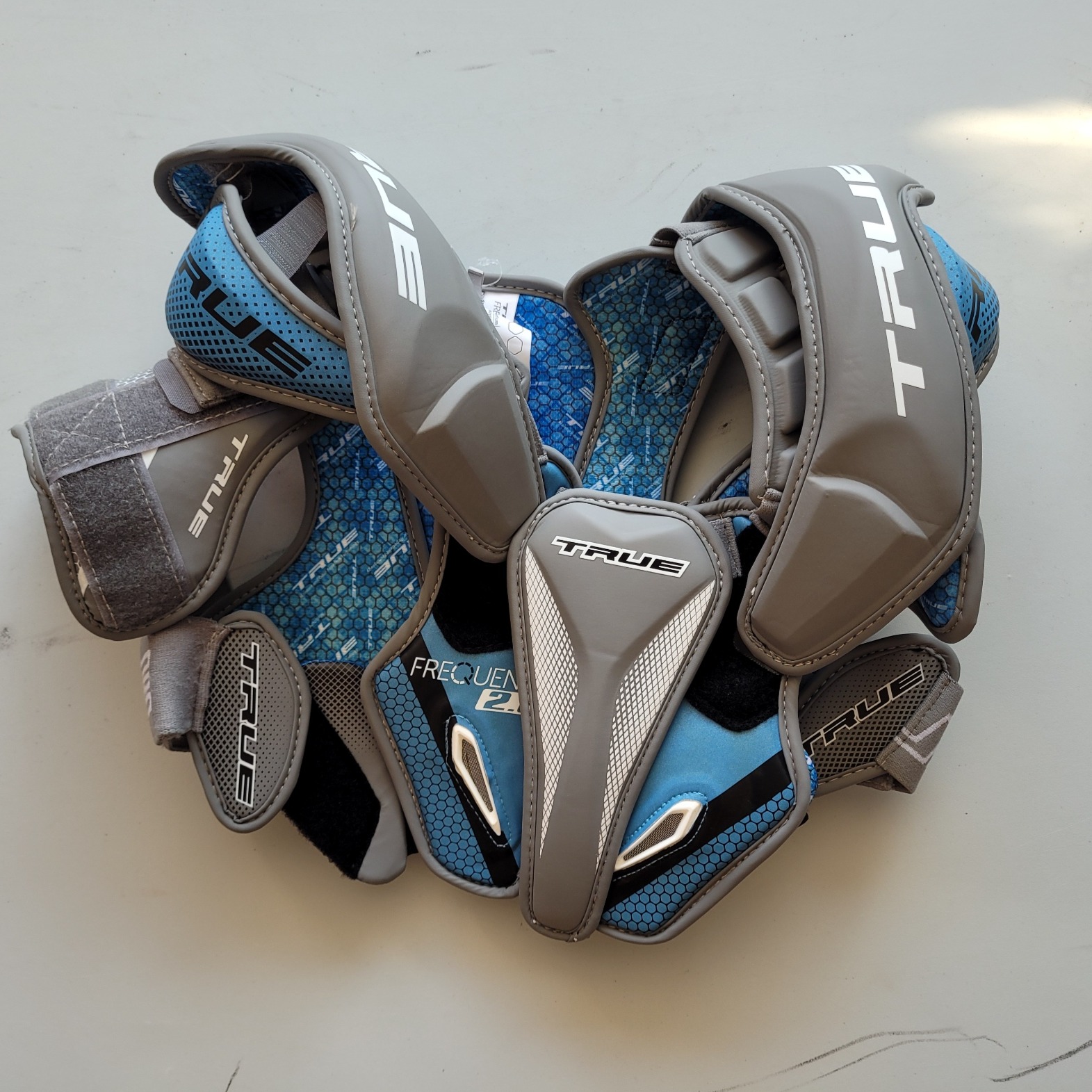 New Small True Frequency 2.0 Shoulder Pads SidelineSwap