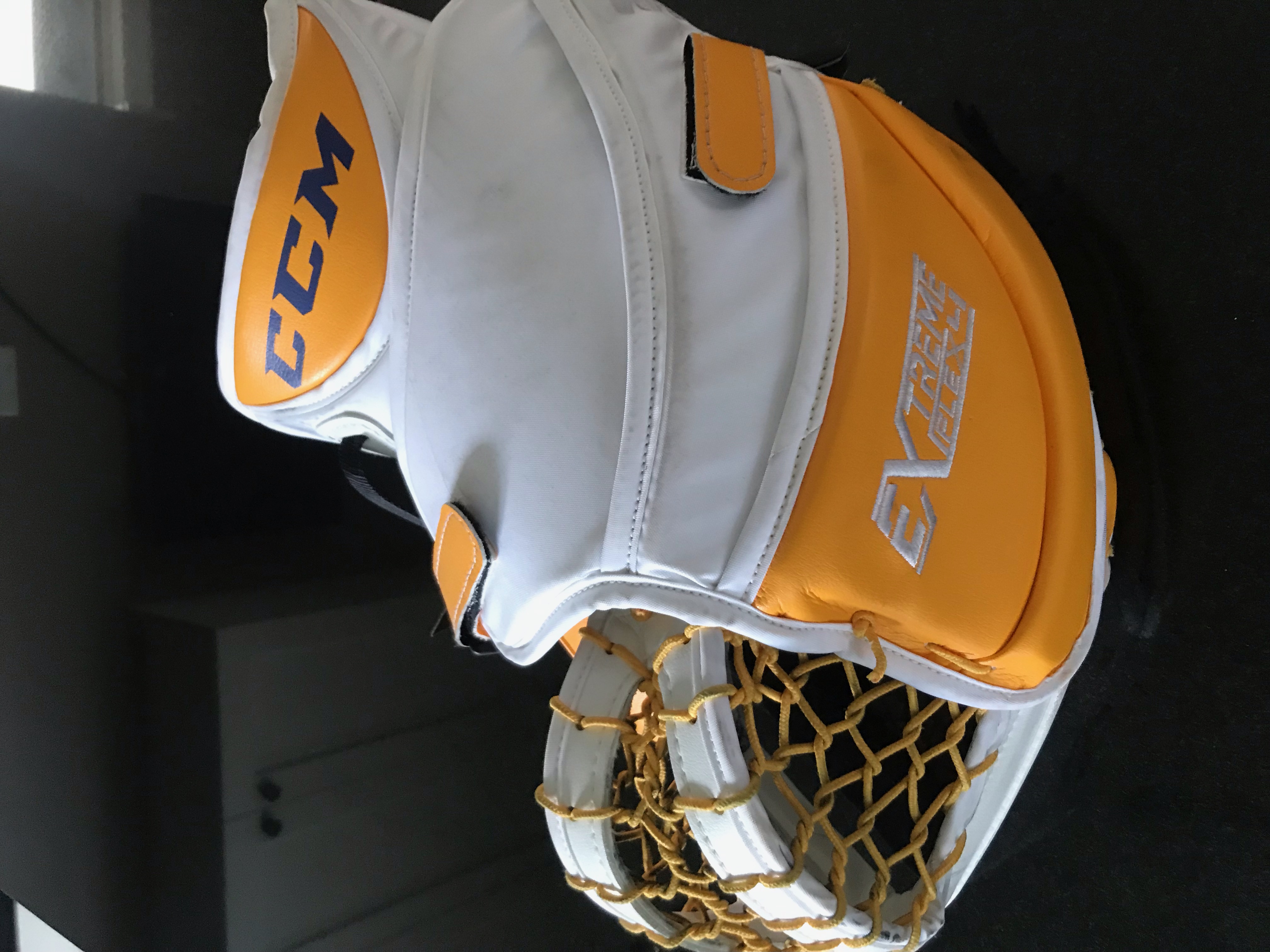 Used CCM Eflex 4 glove and blocker set SidelineSwap