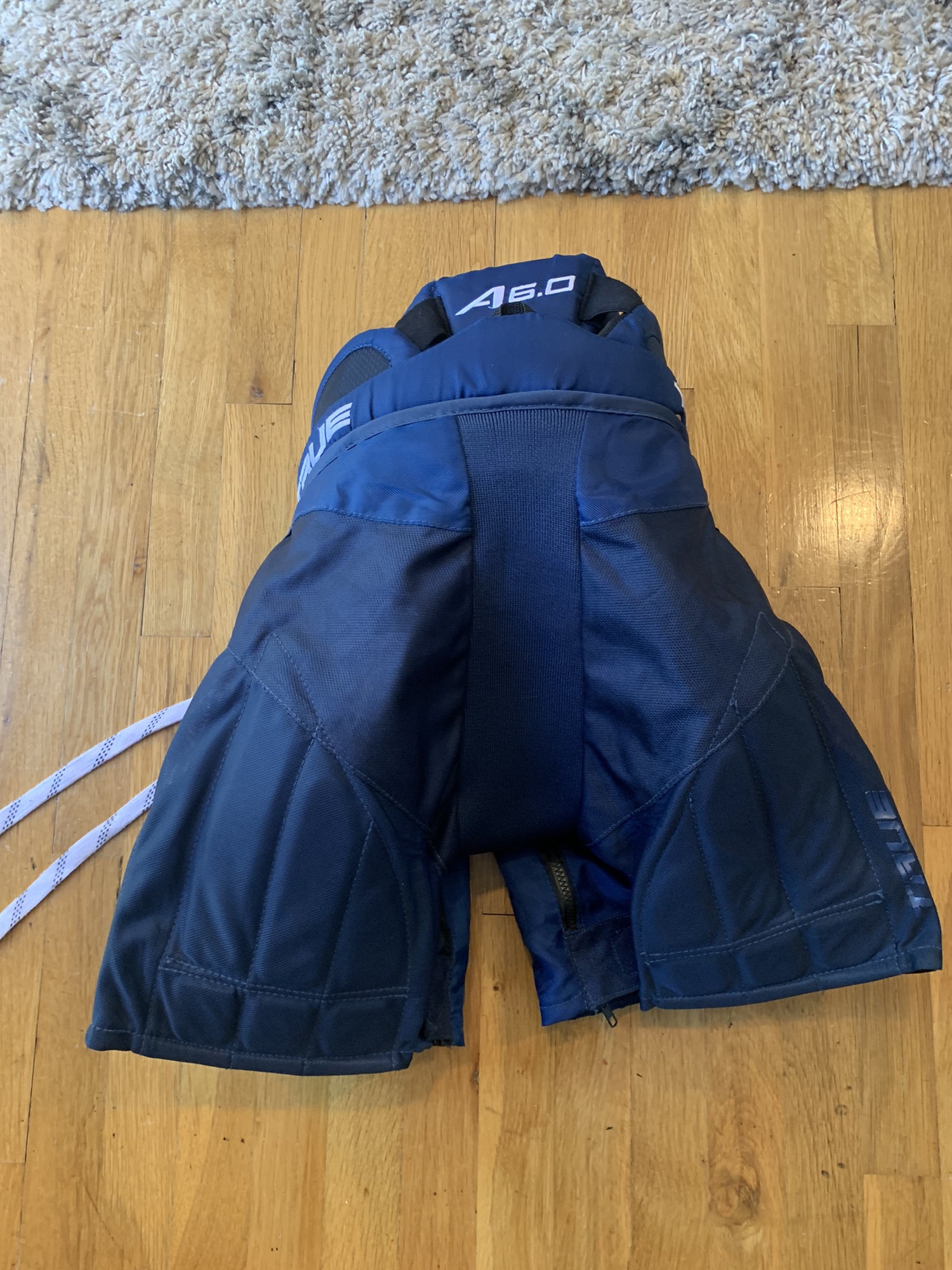 Junior Small True A6.0 Hockey Pants SidelineSwap
