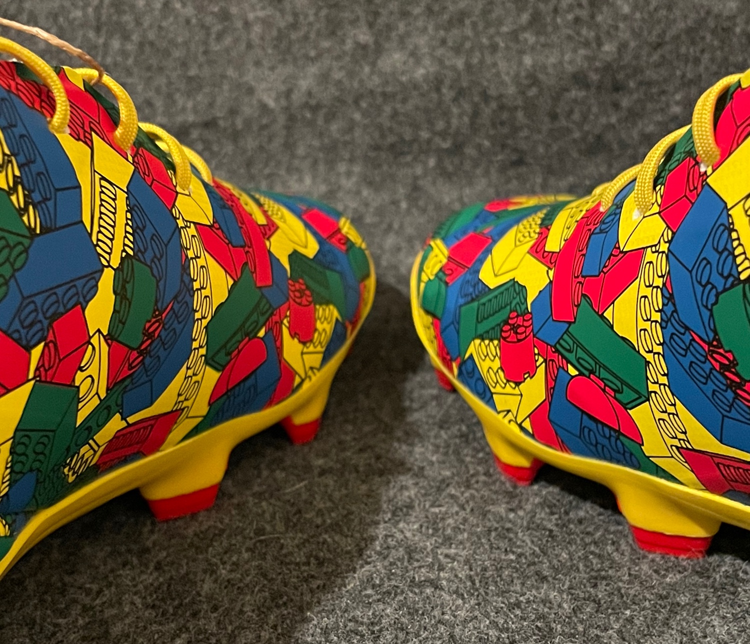 New Men’s Adidas LEGO Gamemode FG Soccer Cleats GW8542 Size 9