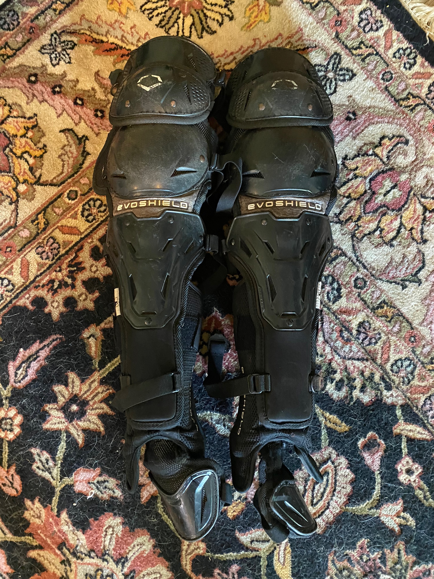 EvoShield Catcher's Leg Guard SidelineSwap