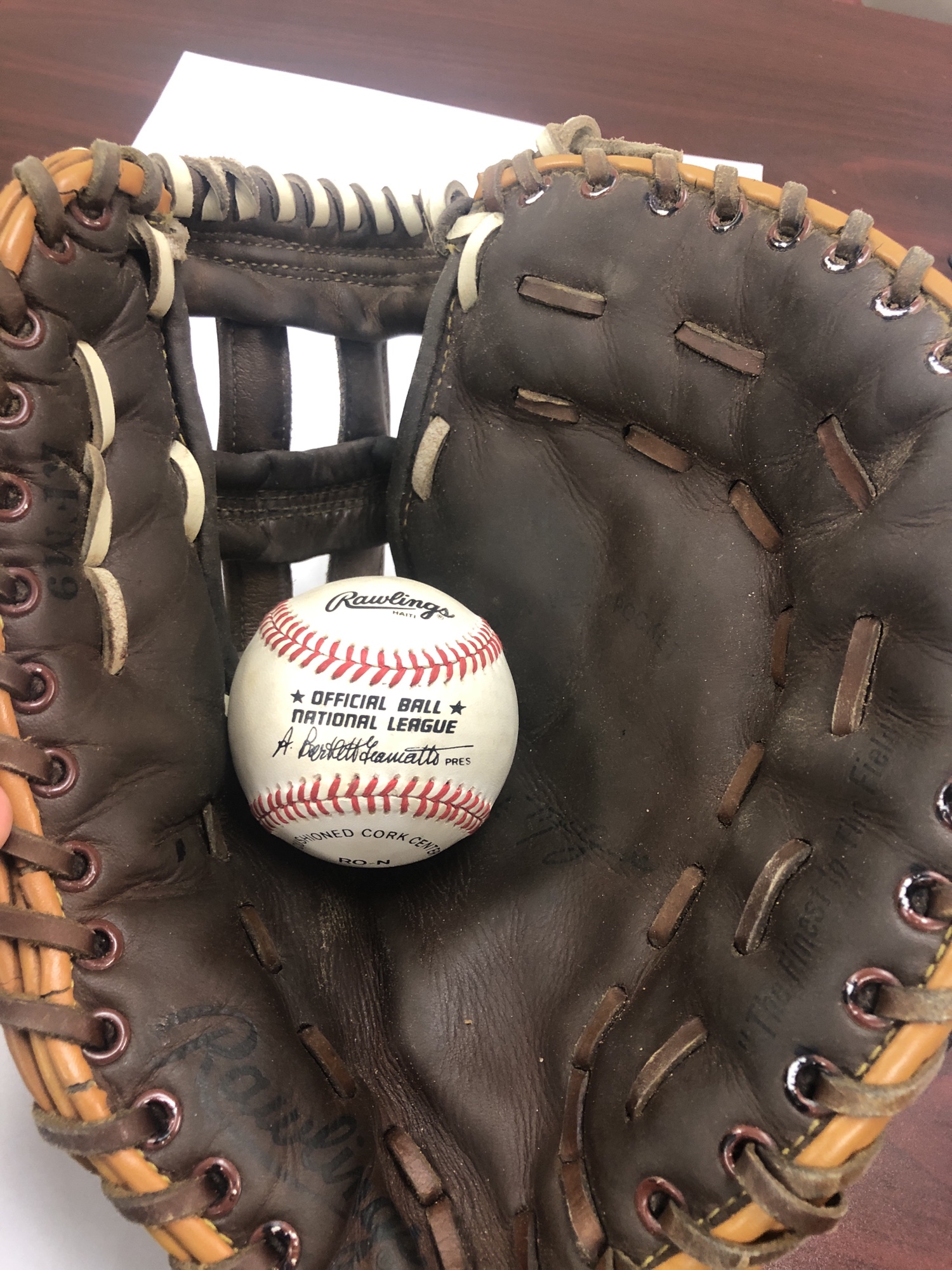 Rawlings first baseman RFM9 glove SidelineSwap