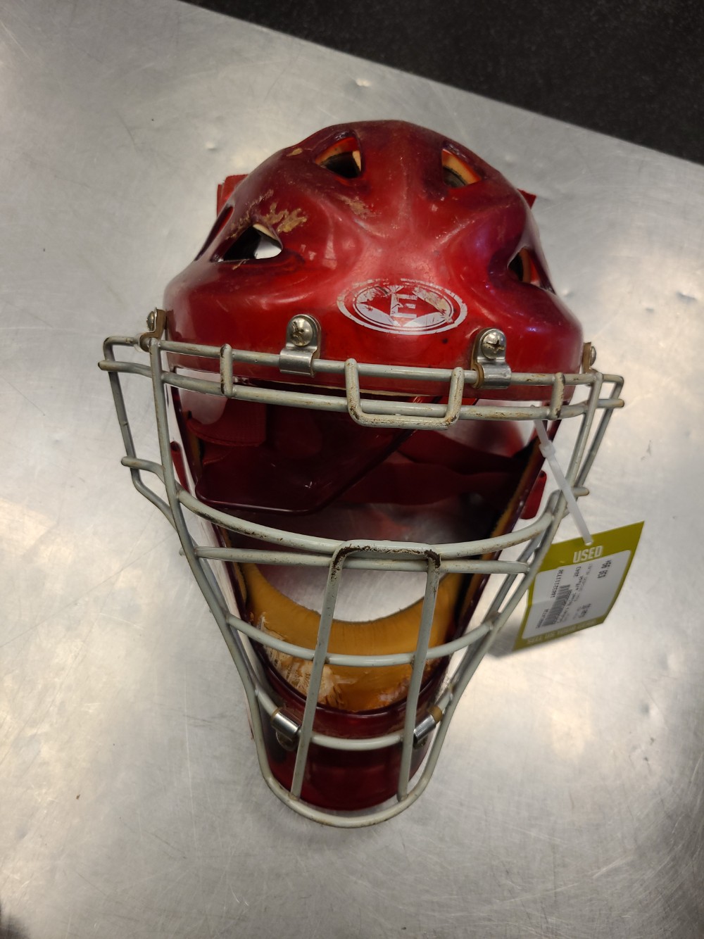 Easton Catchers Helmet w/Mask SidelineSwap