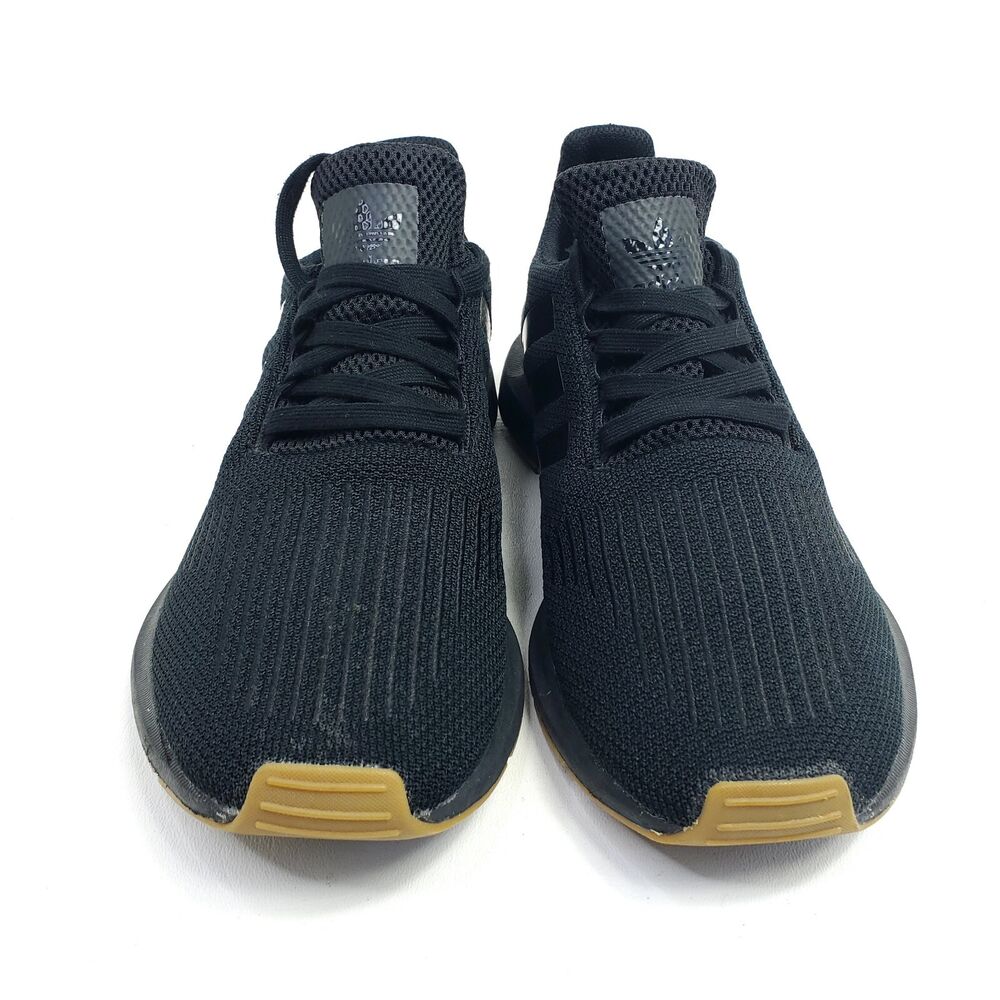 Adidas Shoes Mens Swift Run Black Gum Running Sneakers Size 10 DB3603 Athletic SidelineSwap